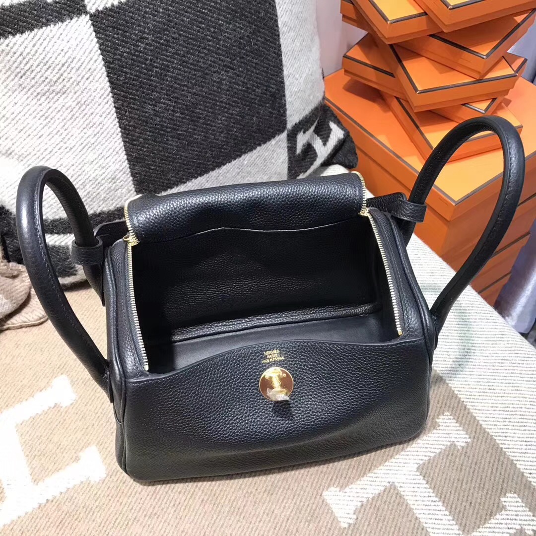 愛馬仕具有名媛風的包袋 Hermes Lindy 26CM togo cc89 Nior黑色金扣