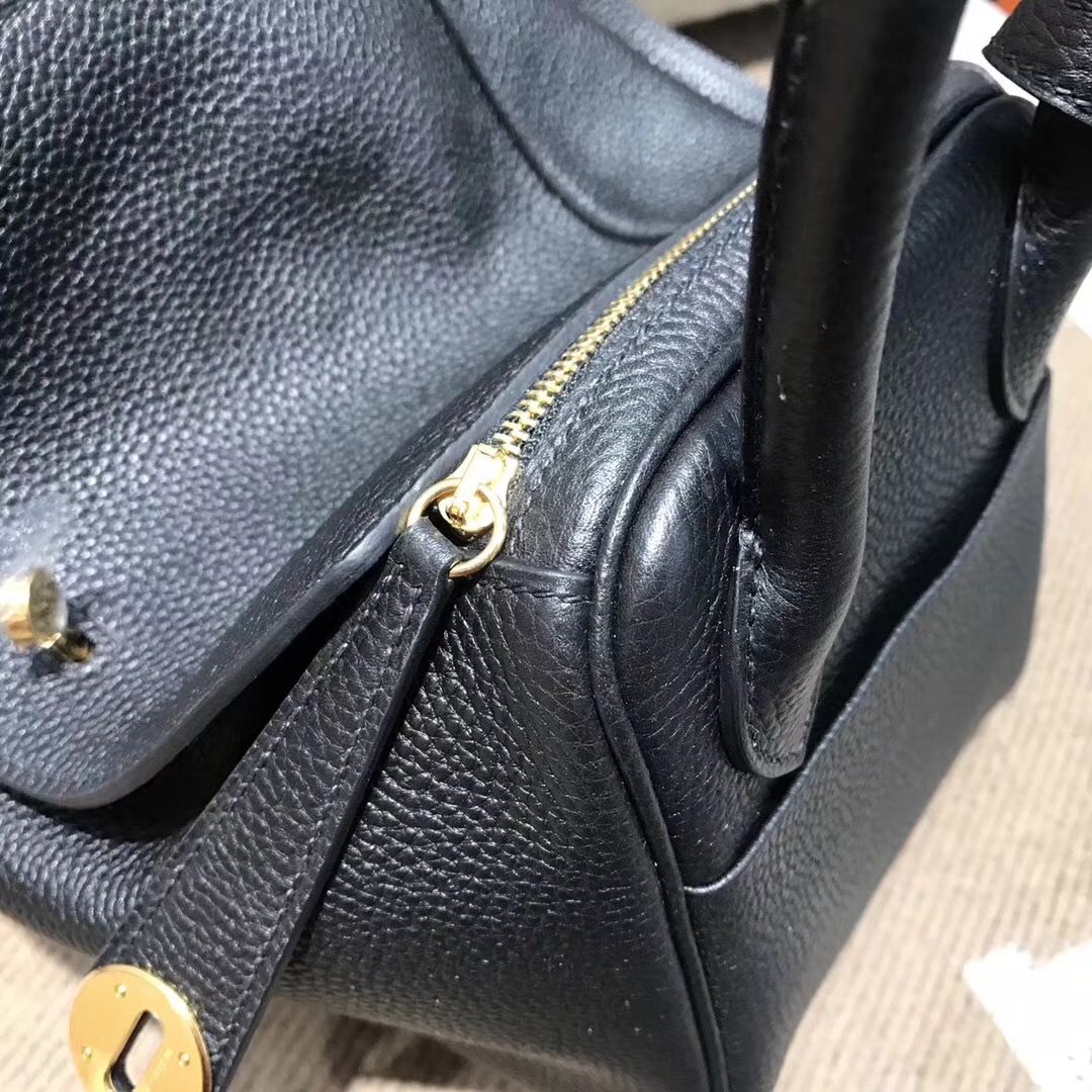 愛馬仕具有名媛風的包袋 Hermes Lindy 26CM togo cc89 Nior黑色金扣