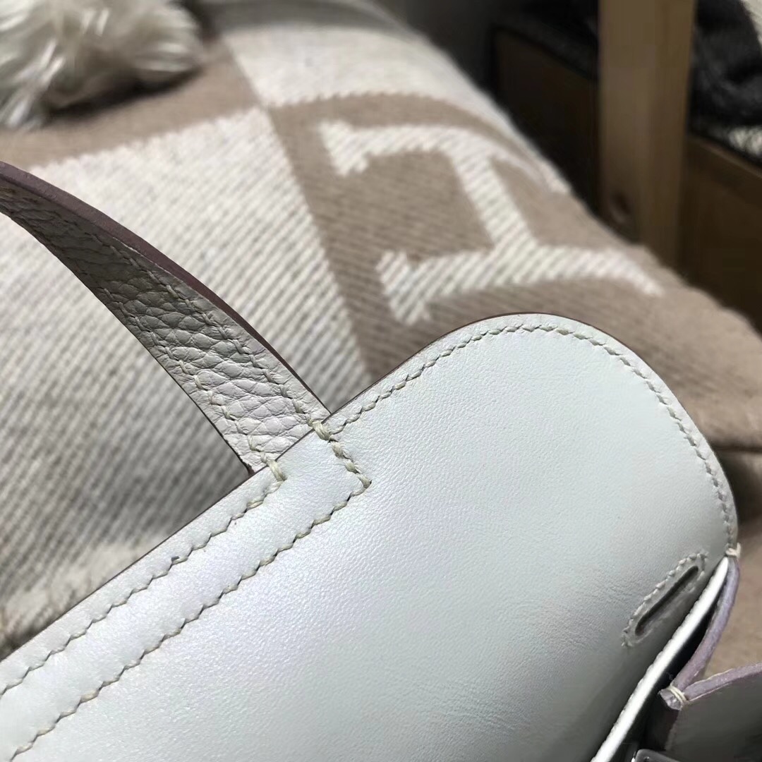 Hermes 迷妳包Halzan mini bag togo荔枝紋CK80 Grey珍珠灰銀扣