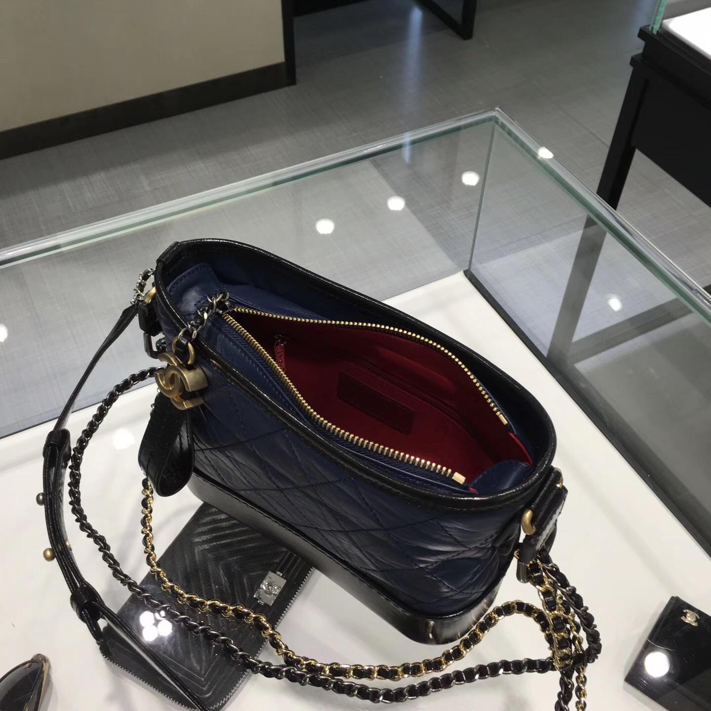 小香 gabrielle hobo bag 小號流浪包 藍色配黑色小牛皮