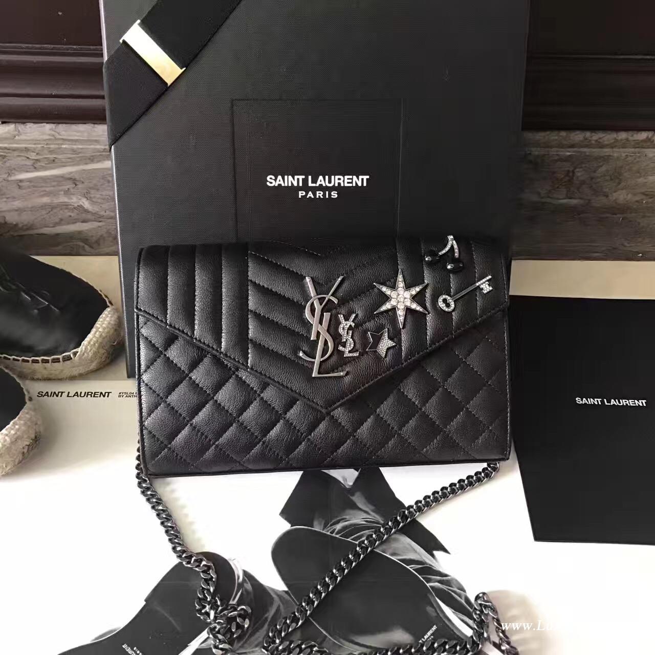 YSL 最新MONOGRAM翻蓋包水晶點綴裝飾品