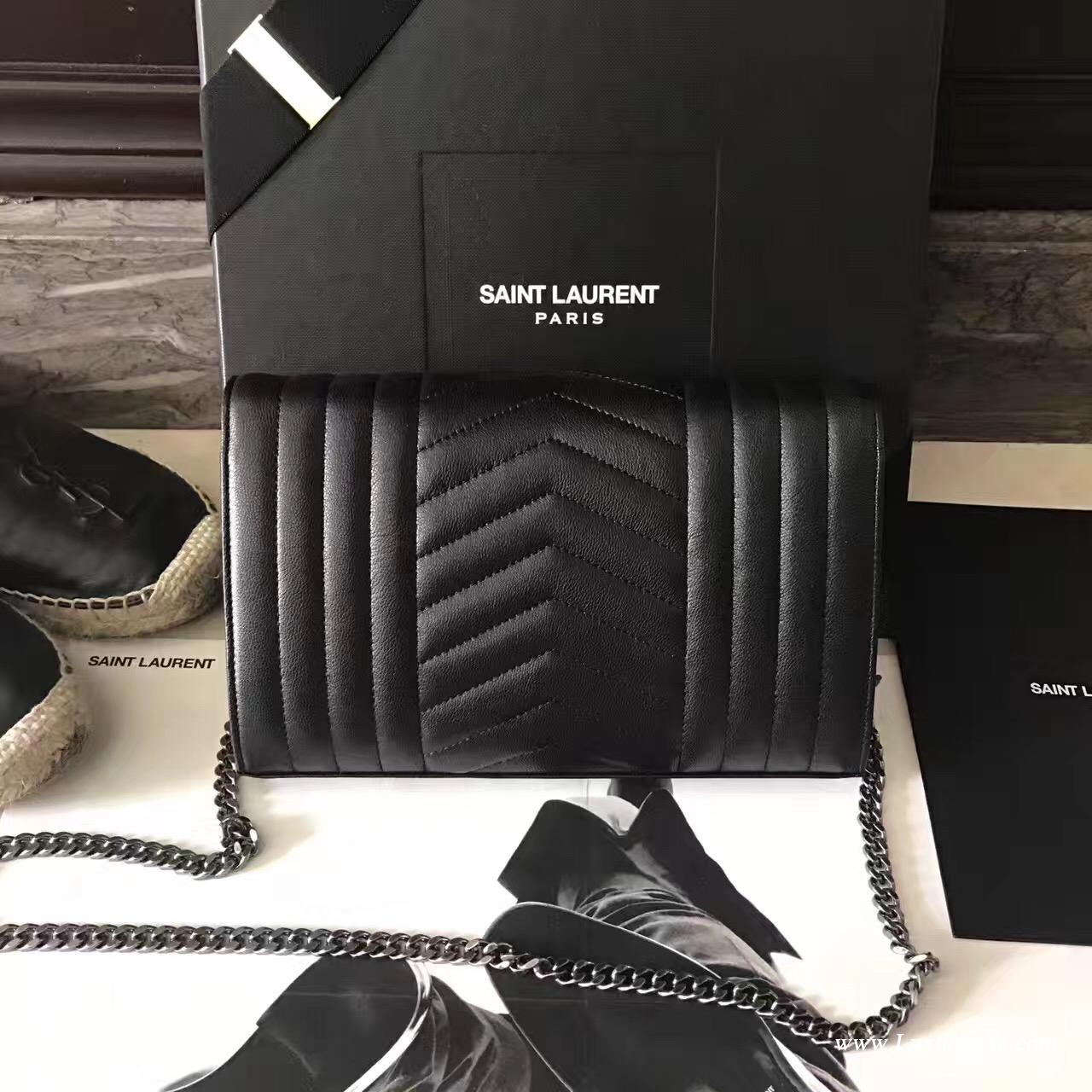 YSL 最新MONOGRAM翻蓋包水晶點綴裝飾品