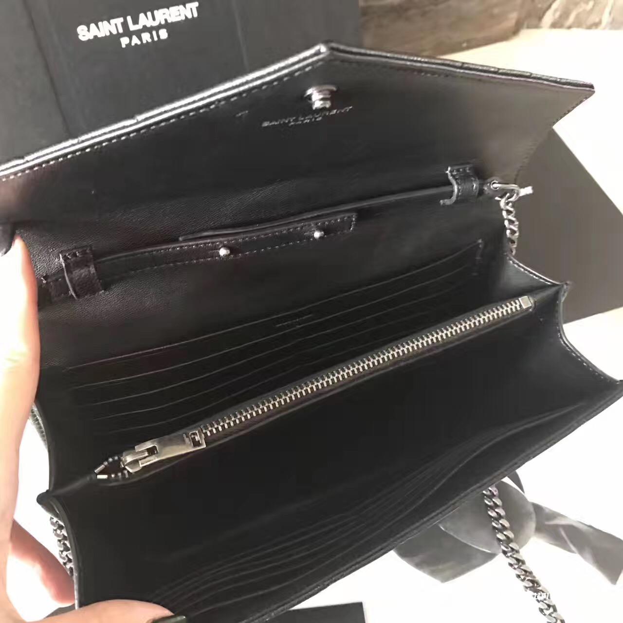 YSL 最新MONOGRAM翻蓋包水晶點綴裝飾品