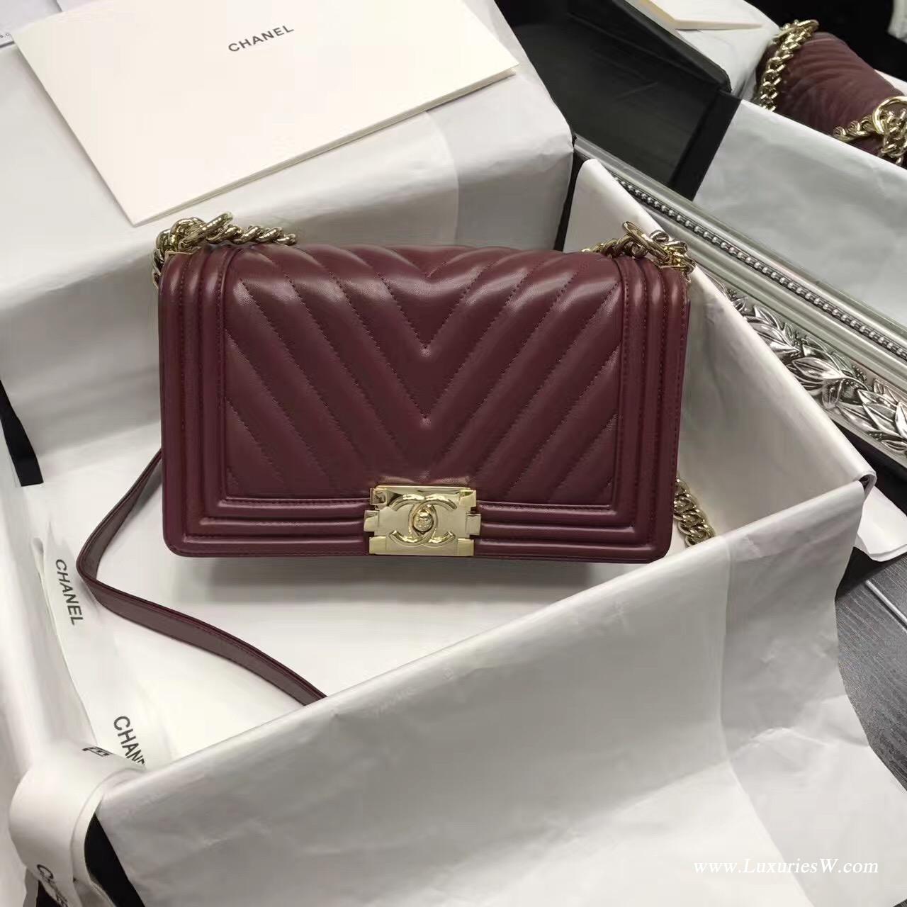 小香 Le boy bag25cm 進口暗紅色胎牛V字型 單肩鏈條包