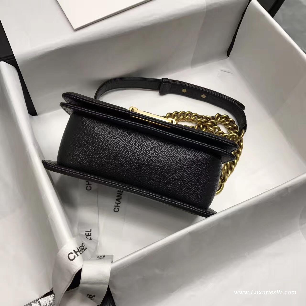 小香小號Leboy bag20CM 口蓋包 黑色魚子醬 顆粒壓花小牛皮與金色