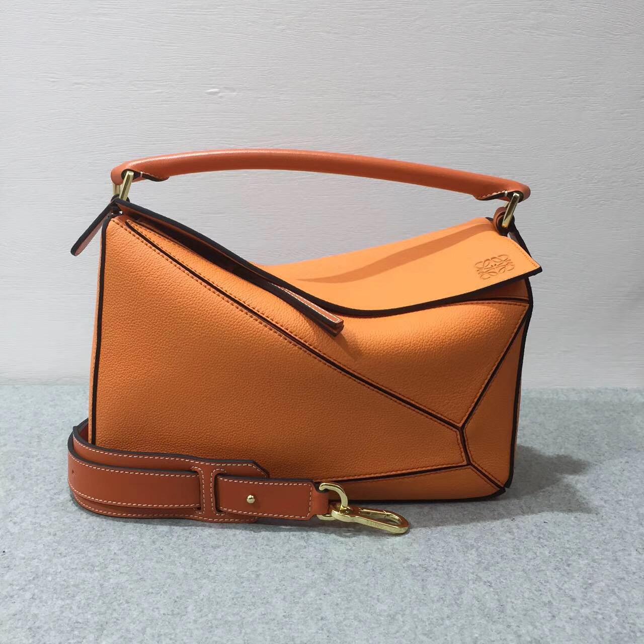 羅意威Loewe Puzzle Bag Apricot/Orange Soft Grained Calf/Calf