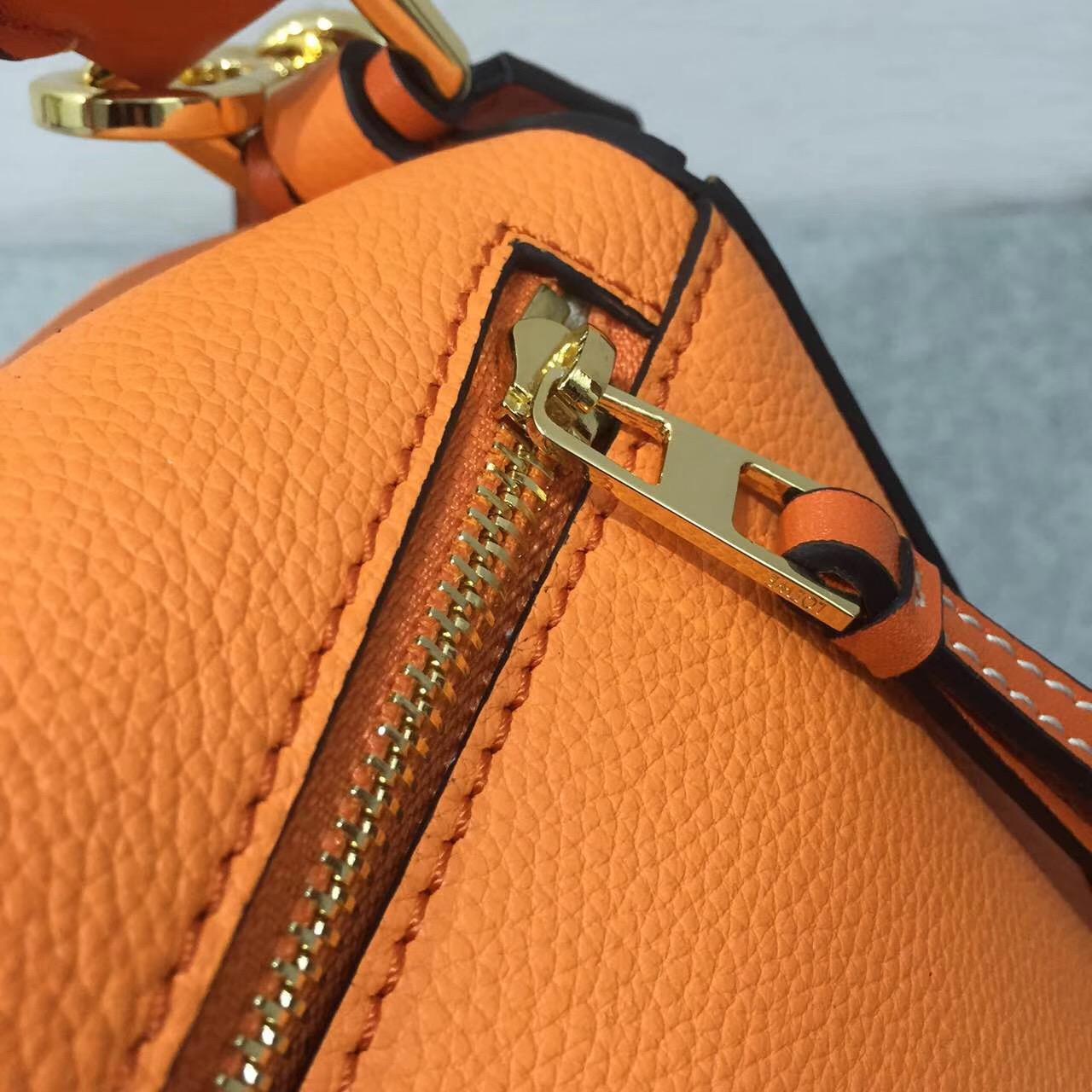 羅意威Loewe Puzzle Bag Apricot/Orange Soft Grained Calf/Calf