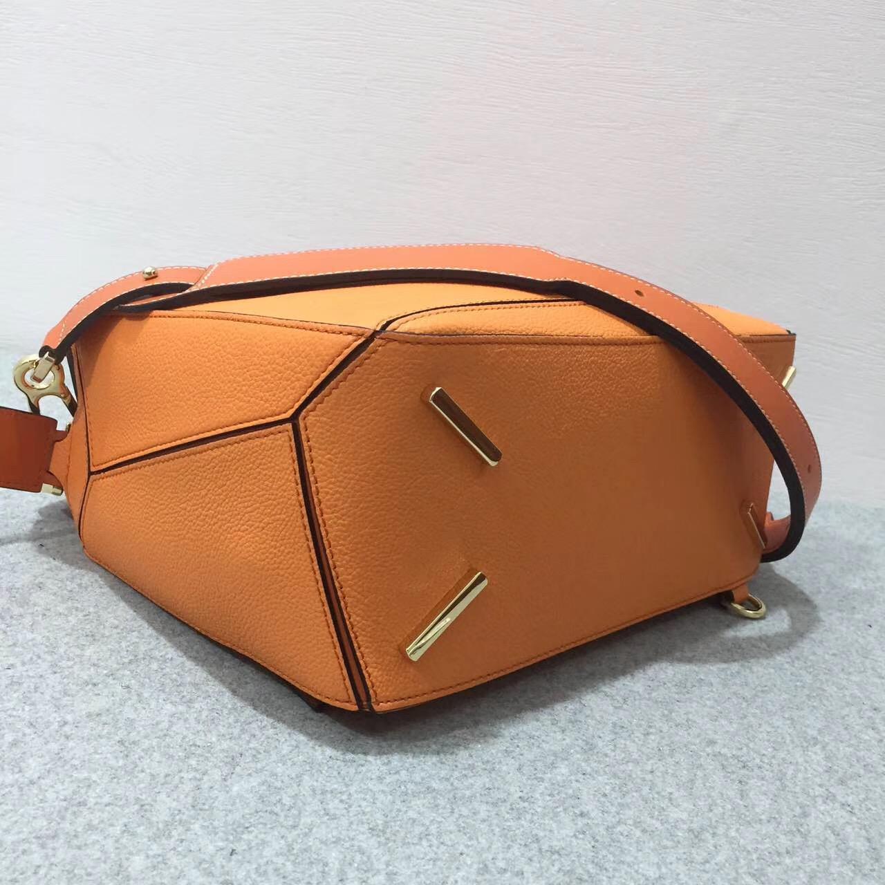 羅意威Loewe Puzzle Bag Apricot/Orange Soft Grained Calf/Calf