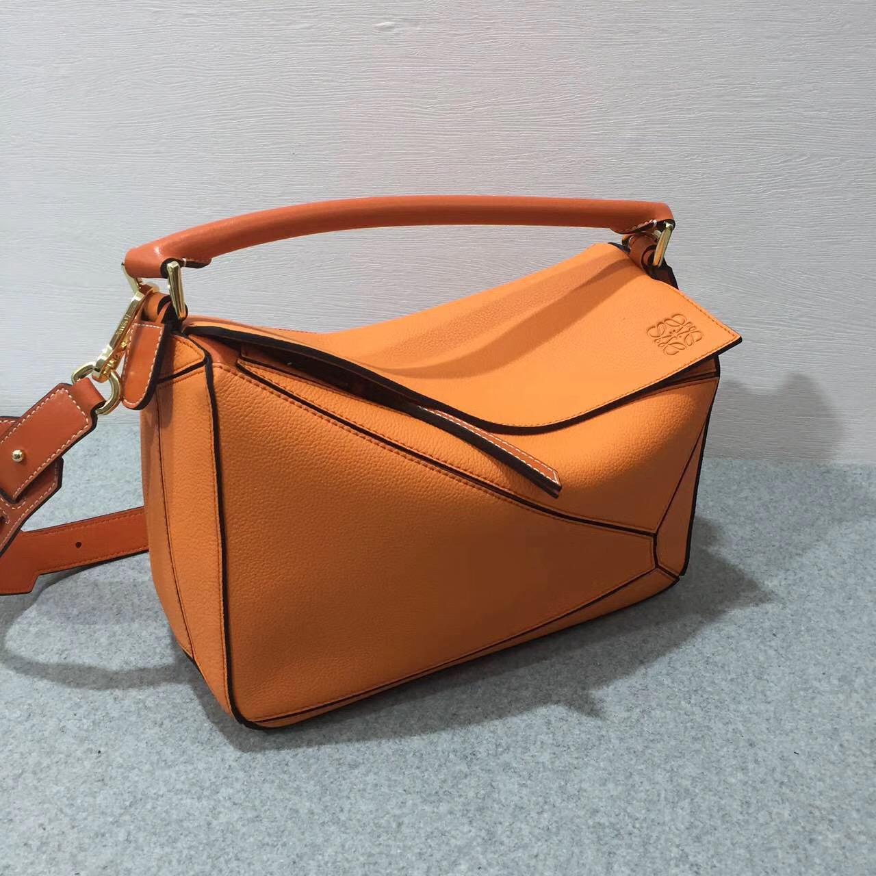 羅意威Loewe Puzzle Bag Apricot/Orange Soft Grained Calf/Calf