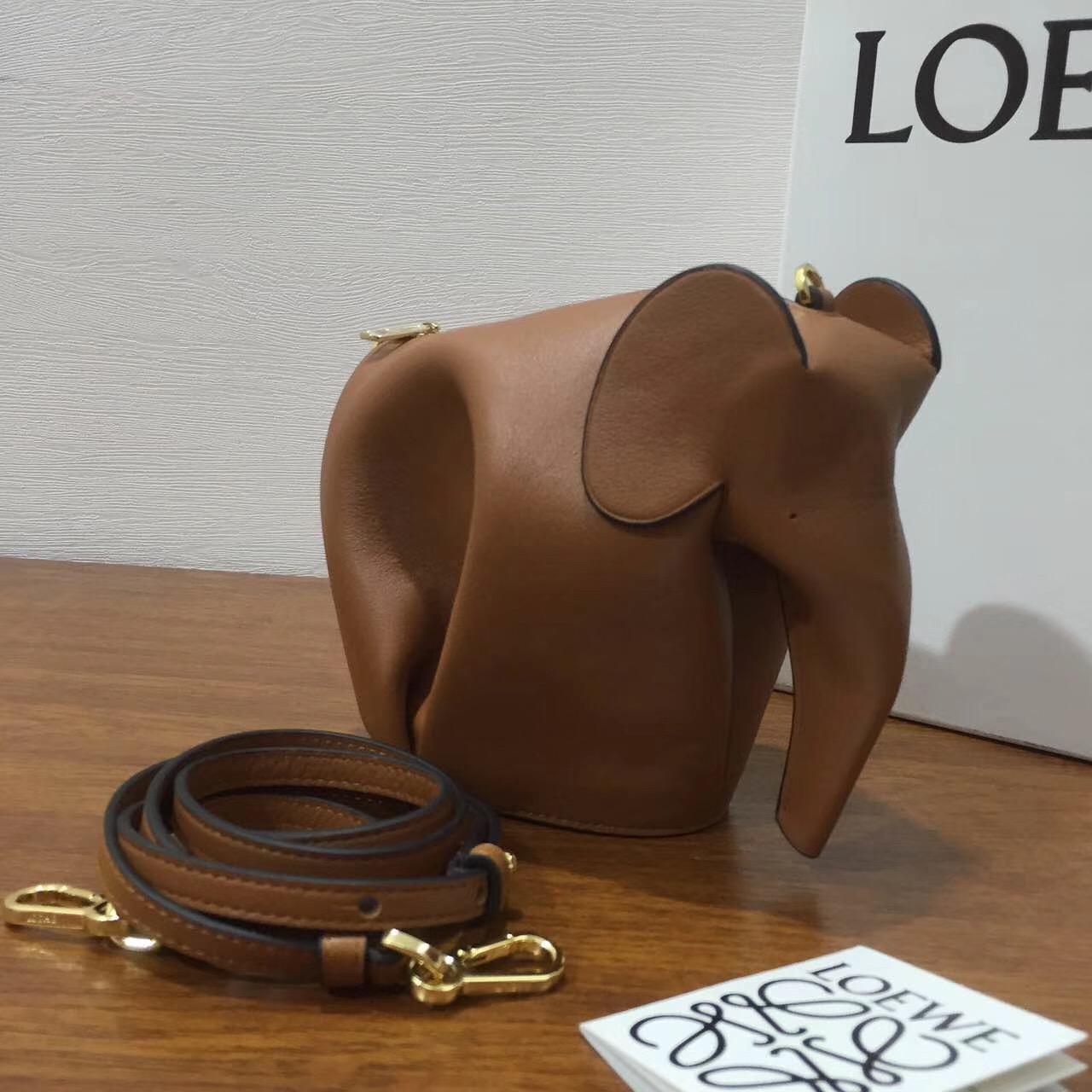 羅意威包包 Loewe Elephant Mini Bag tan/white 迷妳包 小牛皮大象包