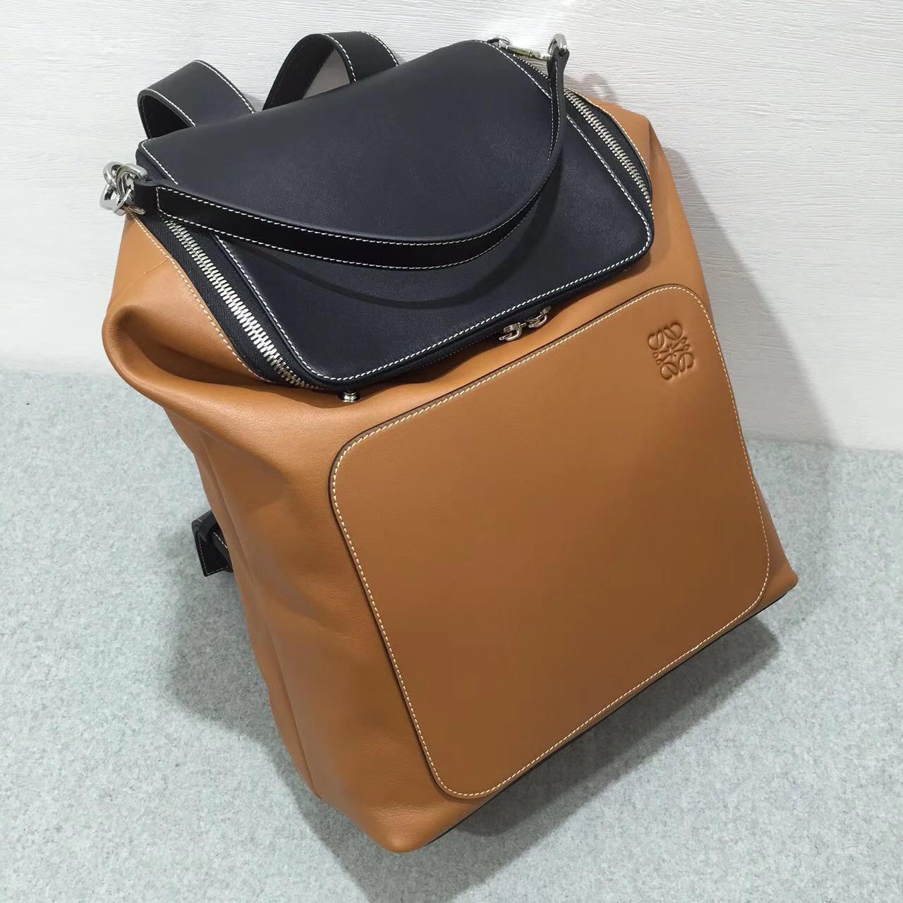 LOEWE羅意威包包臺灣官網 雙肩背包 Goya Backpack 棕褐色/黑色