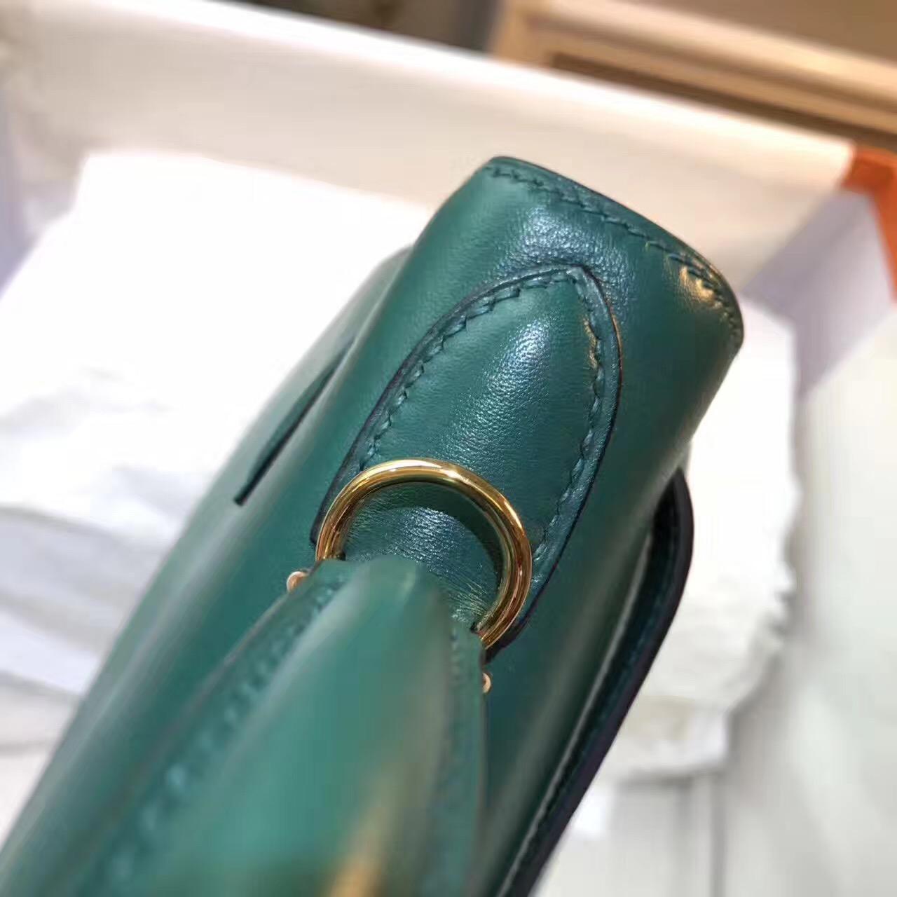 愛馬仕凱莉包Hermes Kelly 28 Evercolor Z6 Malachite 孔雀綠金扣 優雅的顏色