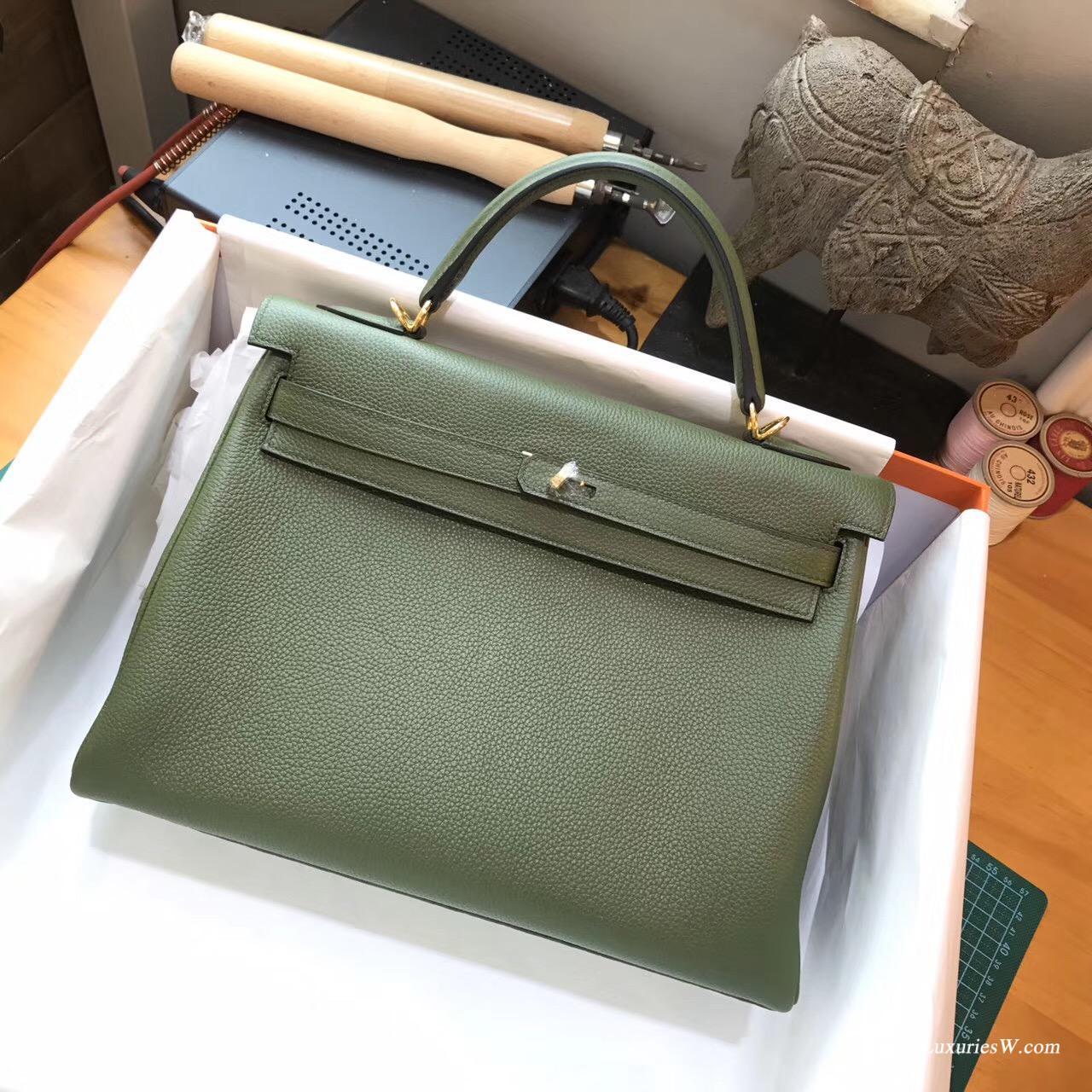 Hermes Kelly 28 Bag v6 Canopee Togo GHW