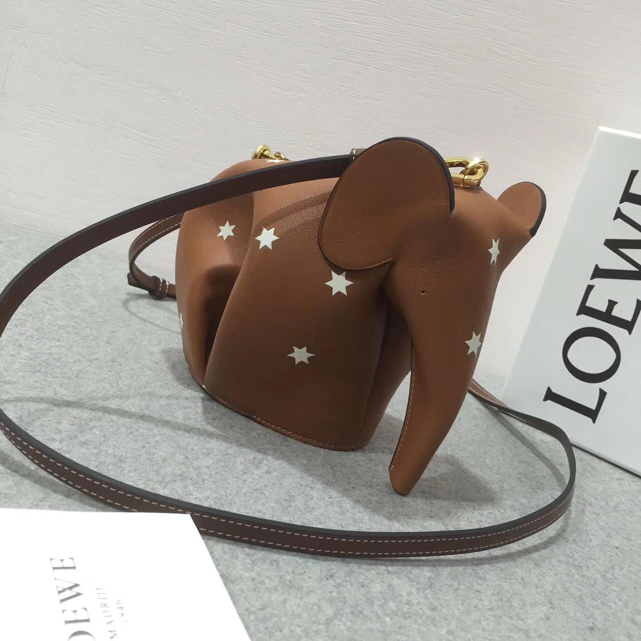 Loewe Elephant Mini Bag Silver 棕色配白色星星 小牛皮