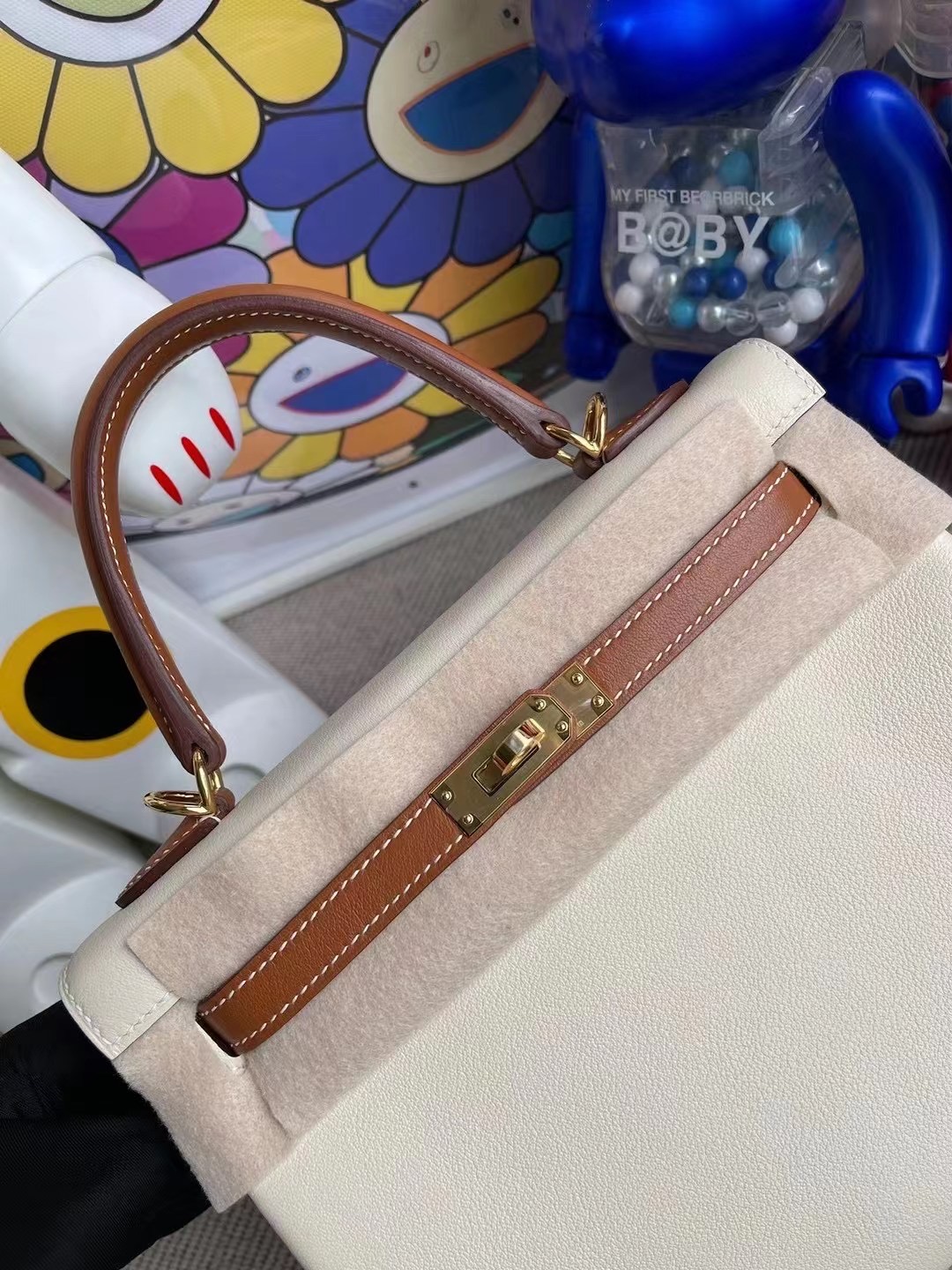 臺灣桃園市平鎮區 Hermes Kelly 25cm HSS Swift 10 Craie 奶昔白 37 Gold 金棕色