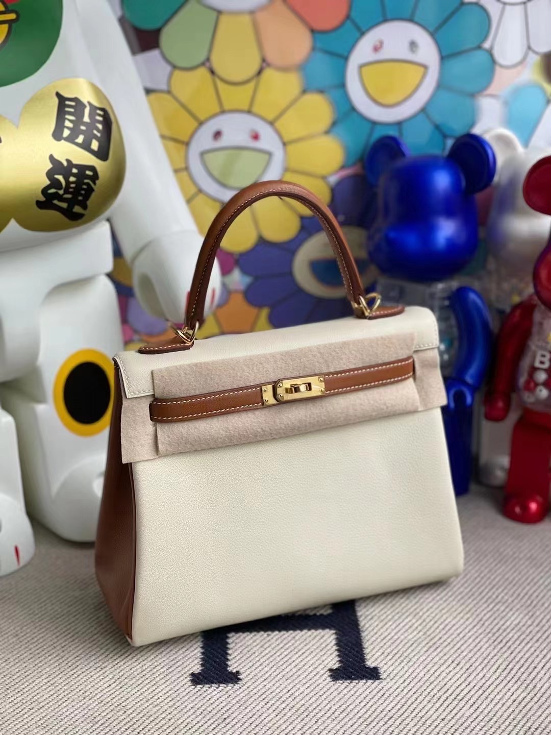 臺灣桃園市平鎮區 Hermes Kelly 25cm HSS Swift 10 Craie 奶昔白 37 Gold 金棕色