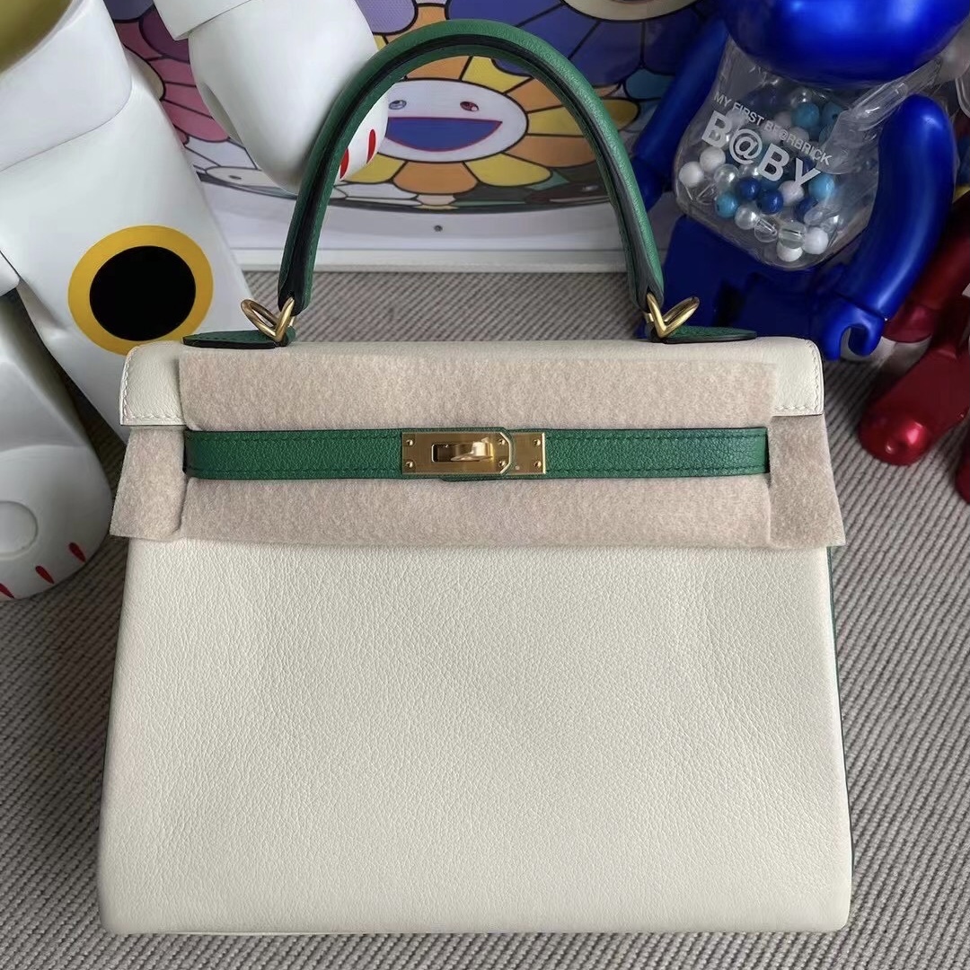 臺灣桃園市桃園區 Hermes Kelly 25 HSS Everycolor 10 Craie 奶昔白 U4絲絨綠磨砂金扣