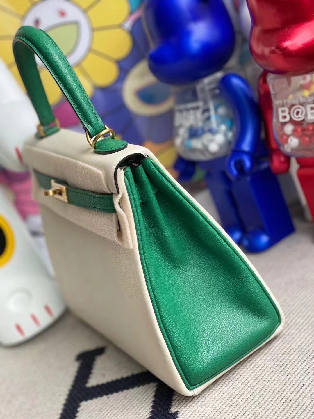 臺灣桃園市桃園區 Hermes Kelly 25 HSS Everycolor 10 Craie 奶昔白 U4絲絨綠磨砂金扣