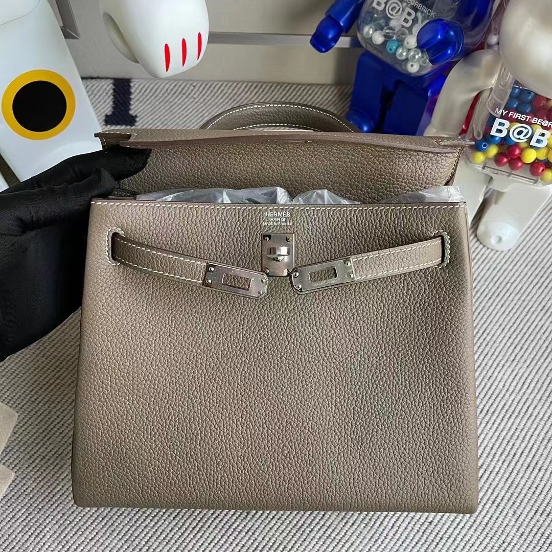 愛馬仕女包什麽顏色最好賣 Hermes Kelly 25cm Togo 18 Etoupe 大象灰 銀扣