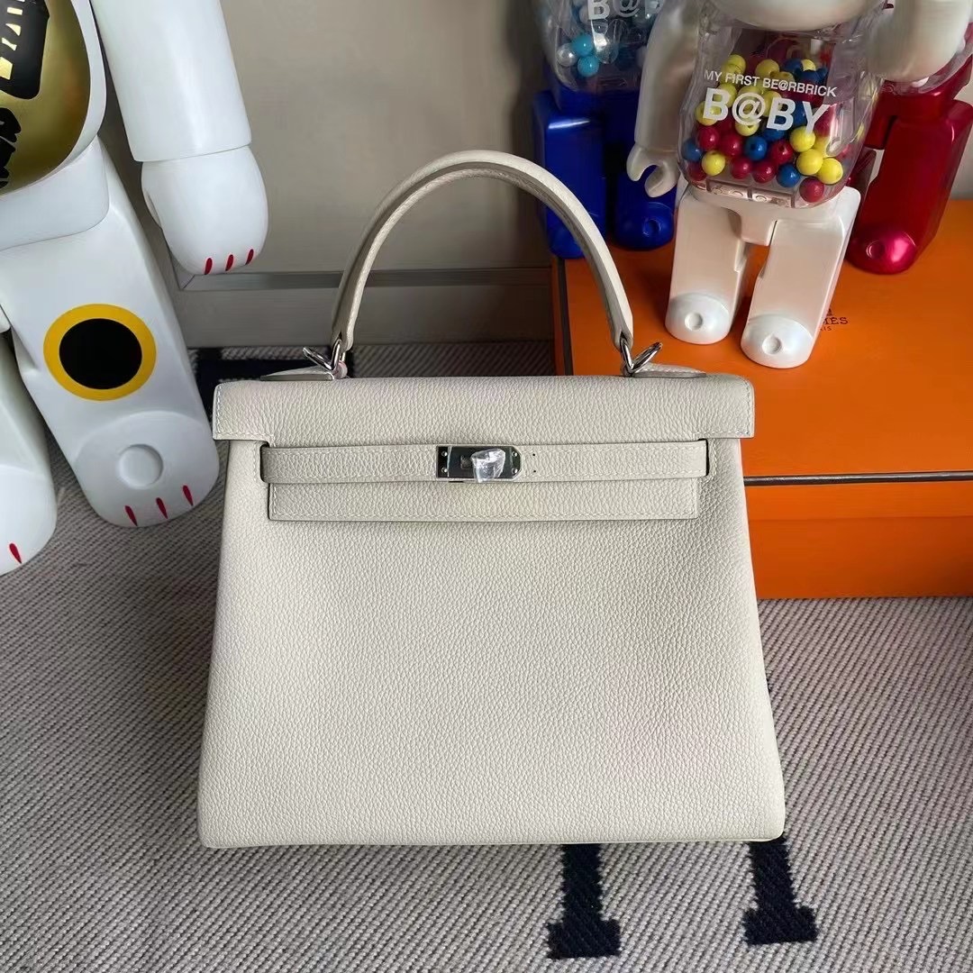 臺灣桃園市蘆竹區 Hermes Kelly 25cm Togo 10 Craie 奶昔白 銀扣