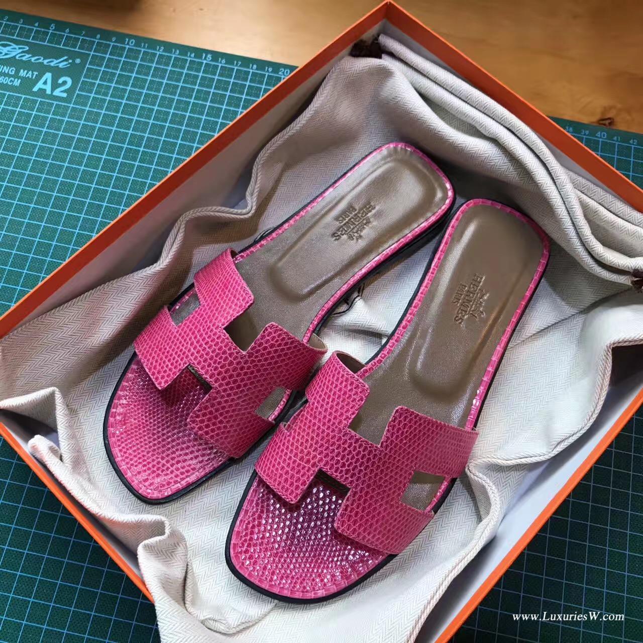 Hermes女士涼鞋 H型拖鞋蜥蜴皮 E5 Rose Tyrien糖果粉色 中跟 平底涼拖鞋