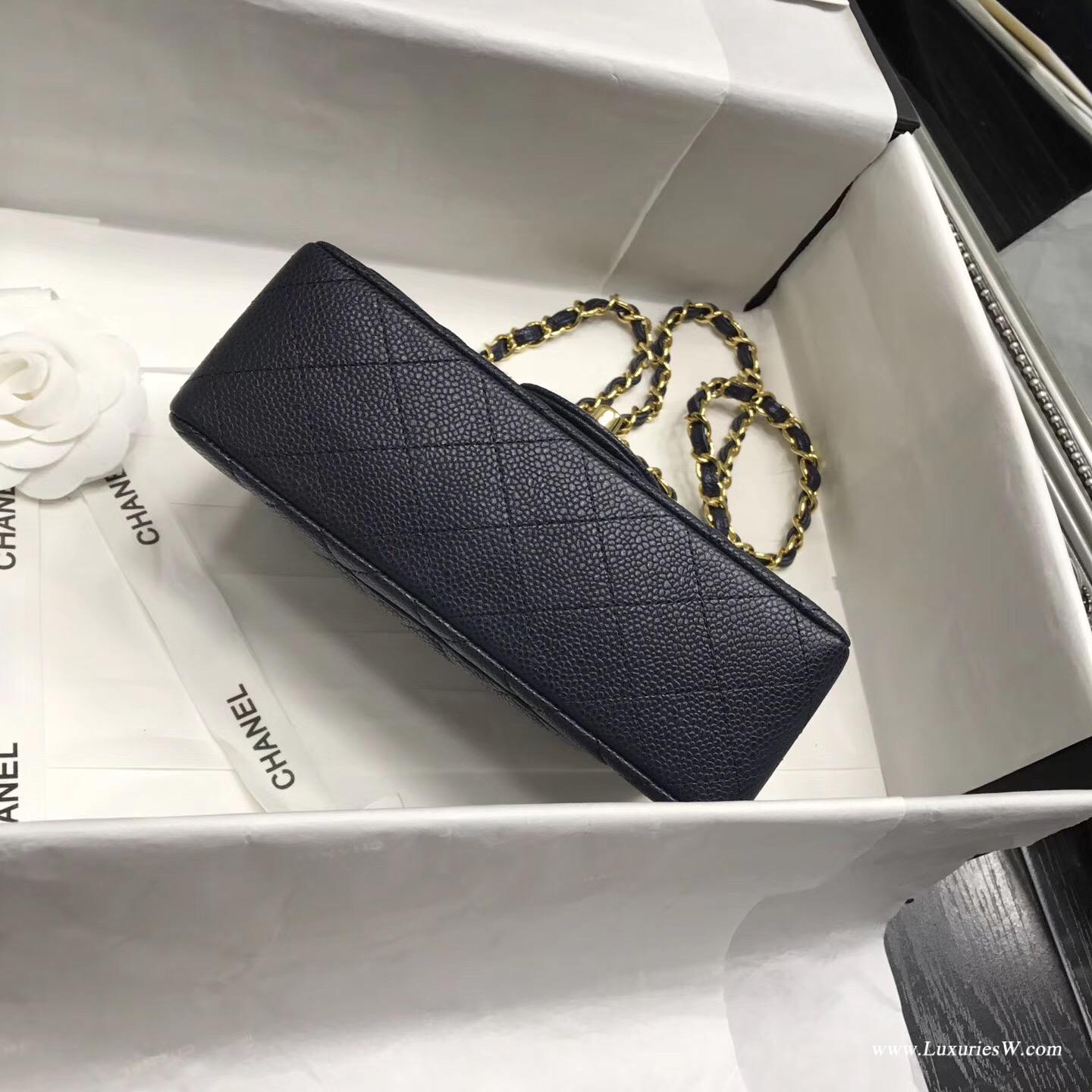 Mini Classic Flap bag 海军蓝色顆粒紋小牛皮 魚子醬菱格鏈條經典口蓋包