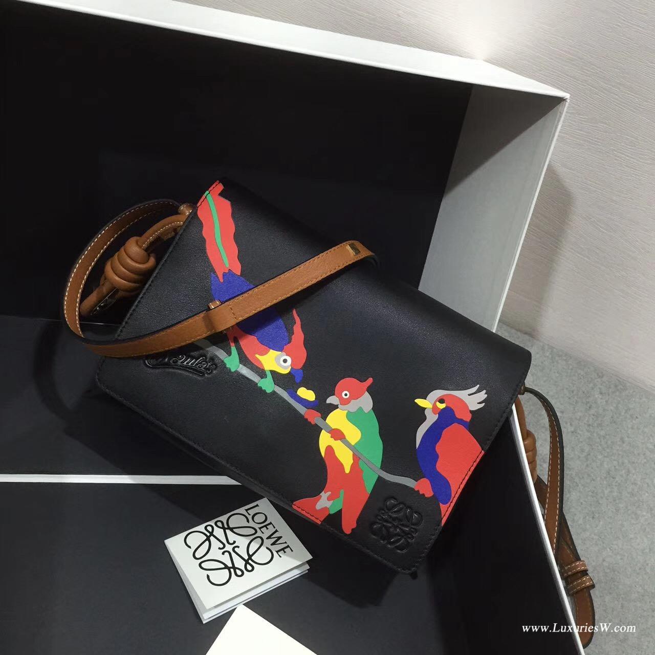 Loewe Flamenco flap Paula's Ibl  s bag黑色拼色小牛皮 印鸚鵡圖案