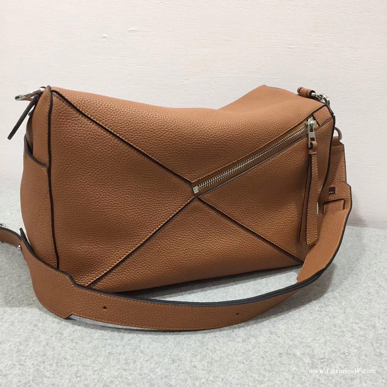 羅意威女包 Loewe Puzzle bag 系列 棕色 togo 牛皮 特大號無手柄幾何拼圖包