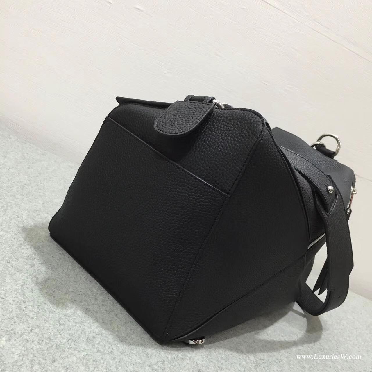 Loewe Puzzle bag 系列 黑色 特大號無手柄 自由折疊幾何拼圖包