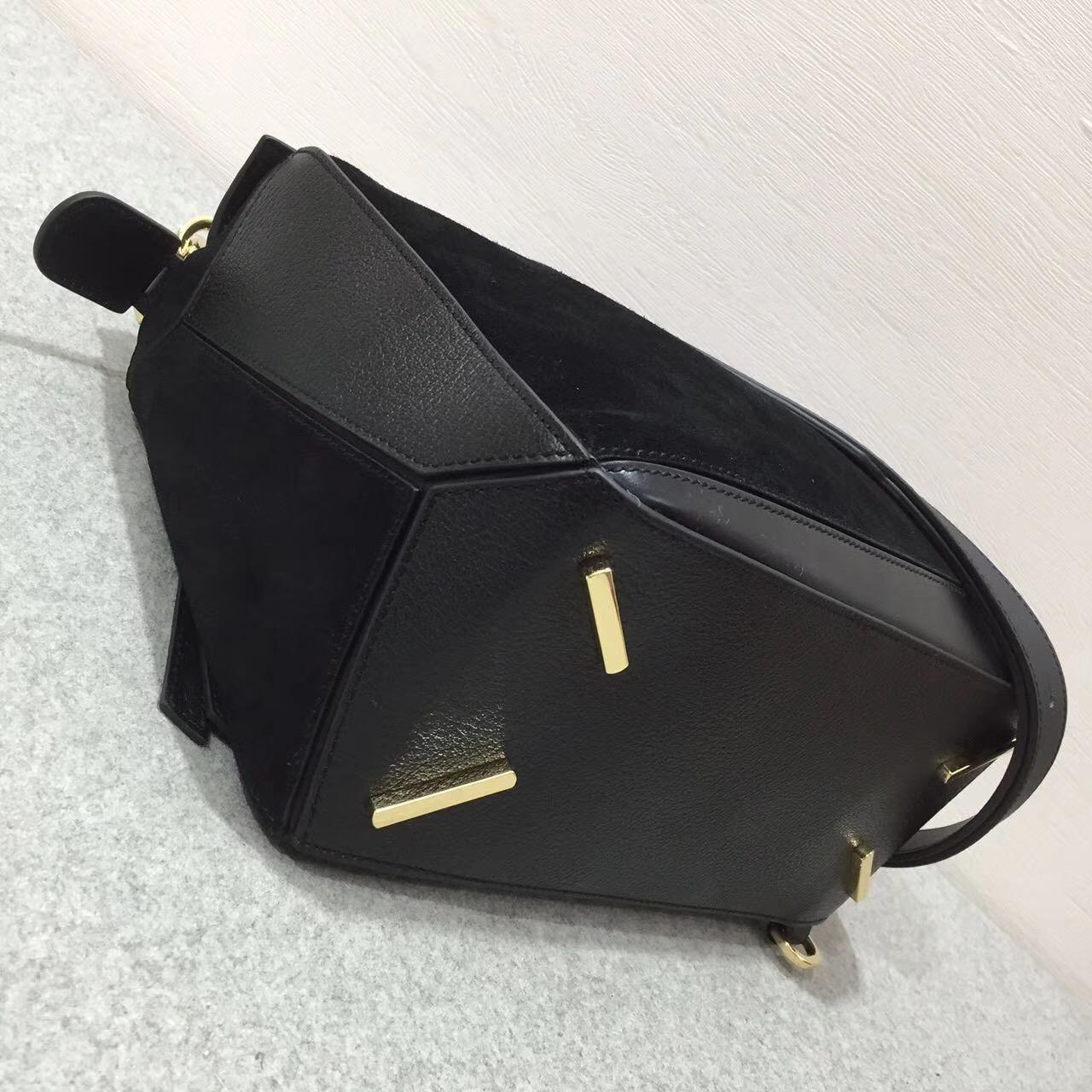 羅意威LOEWE Puzzle Bag 黑色 采用進口西班牙不同小牛皮質拼接