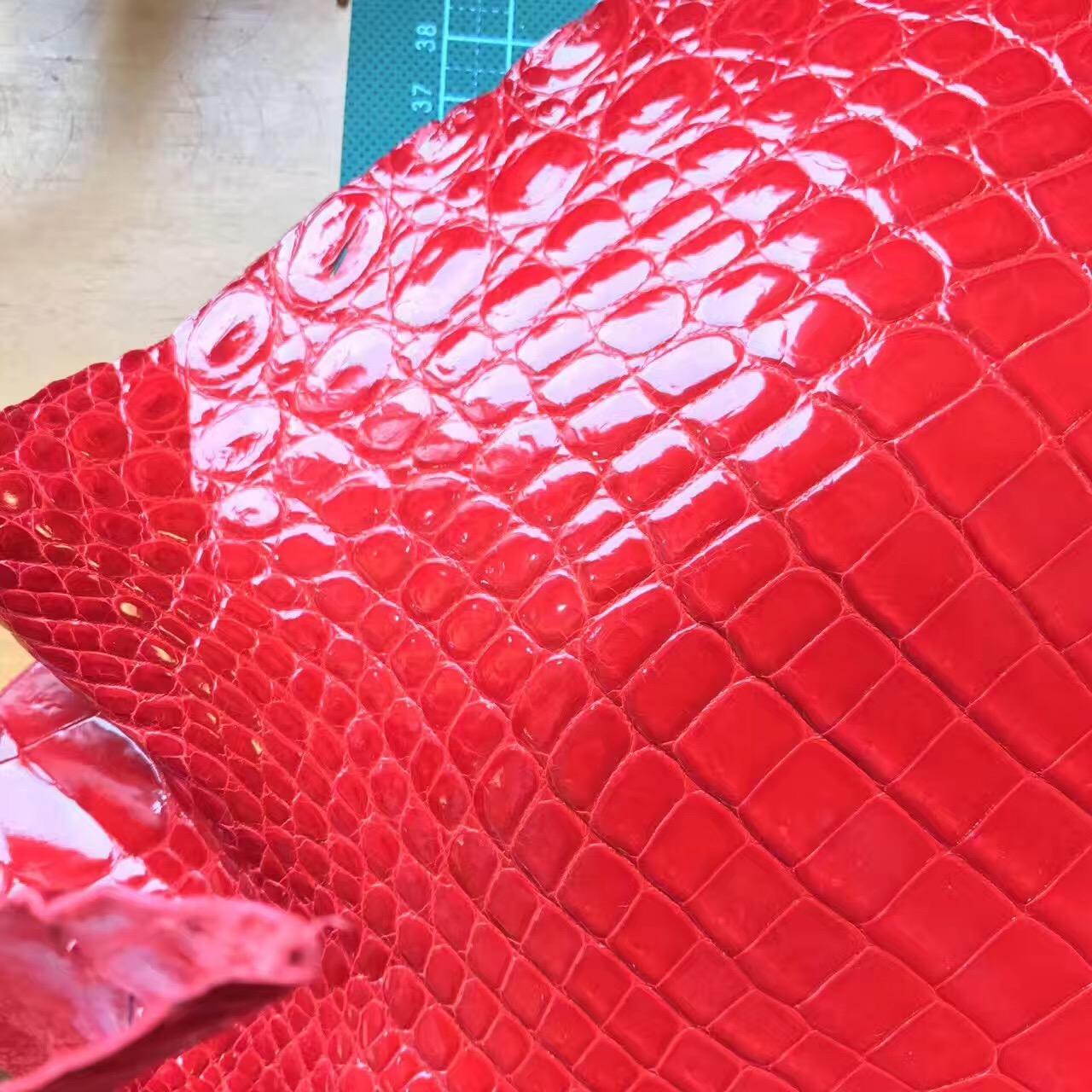 新鮮愛馬仕光面鱷魚皮 皮料 CK95 Rouge Braise 法拉利紅 鱷魚皮