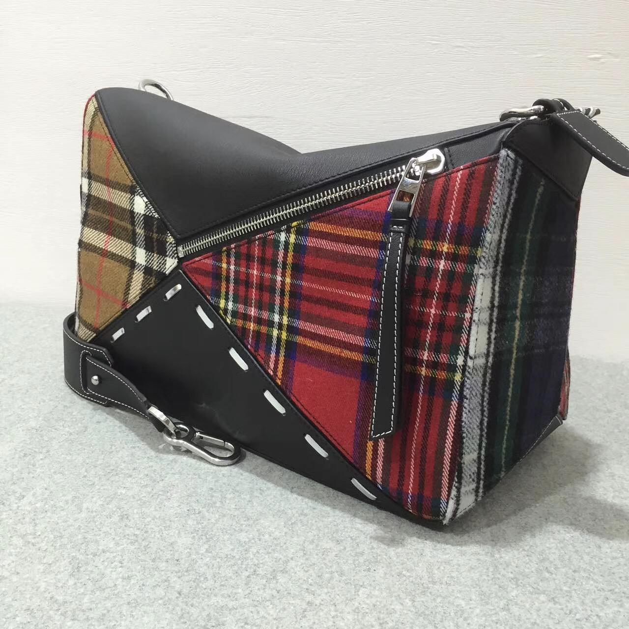 loewe羅意威幾何包 特大號 2017秋冬 Puzzle Tartan Bag Black/Multicolor Tartan