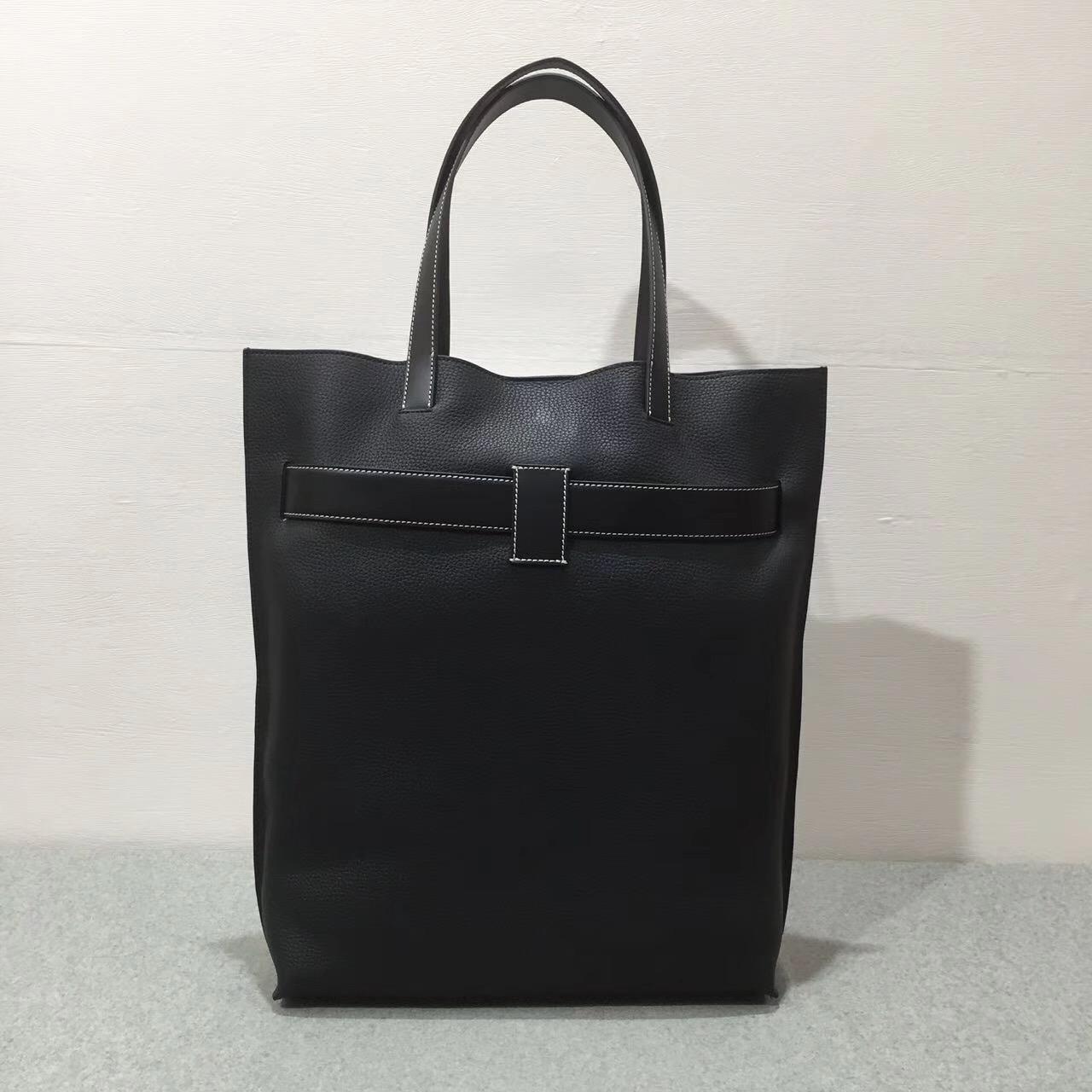 羅意威女包臺灣官網loewe Vertical Strap Tote Bag 黑色 粒面牛皮