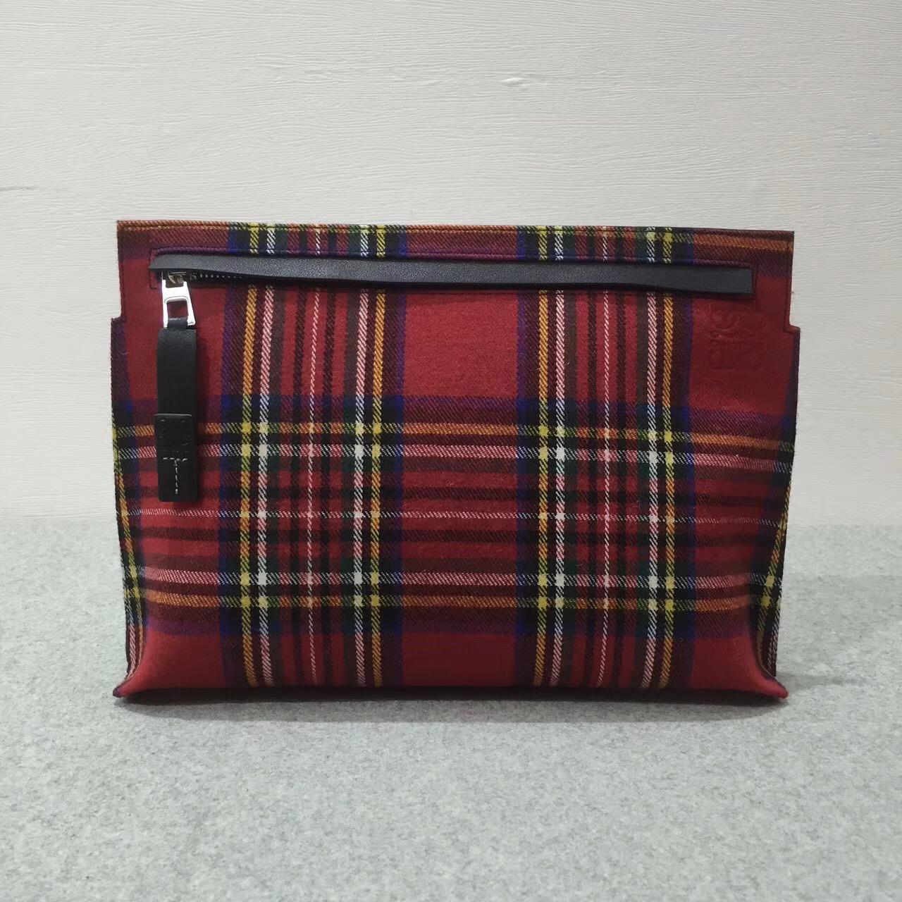 loewe T Pouch Tartan Black/Multicolor Tartan 花呢格布料/小牛皮