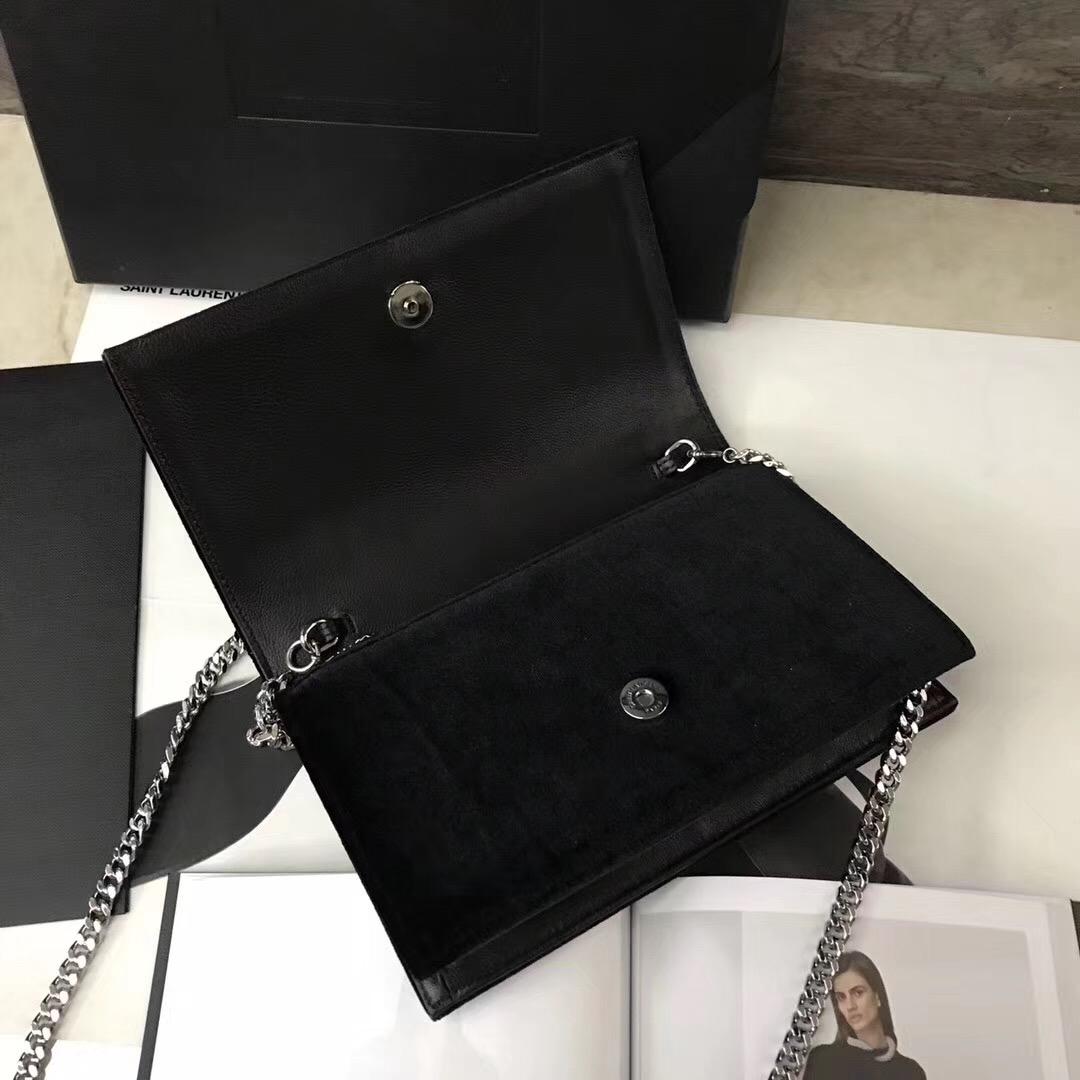 KATE chain and tassel wallet in black velvet and crystals