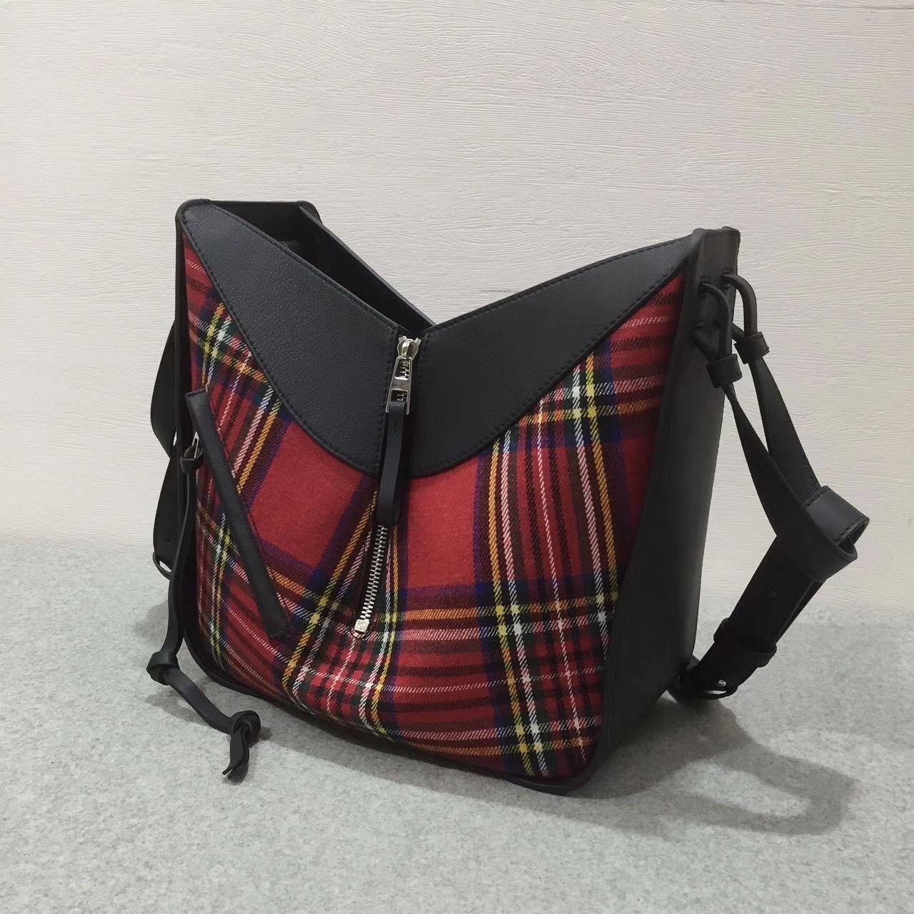 loewe Hammock Tartan Bag Black/Red Tartan