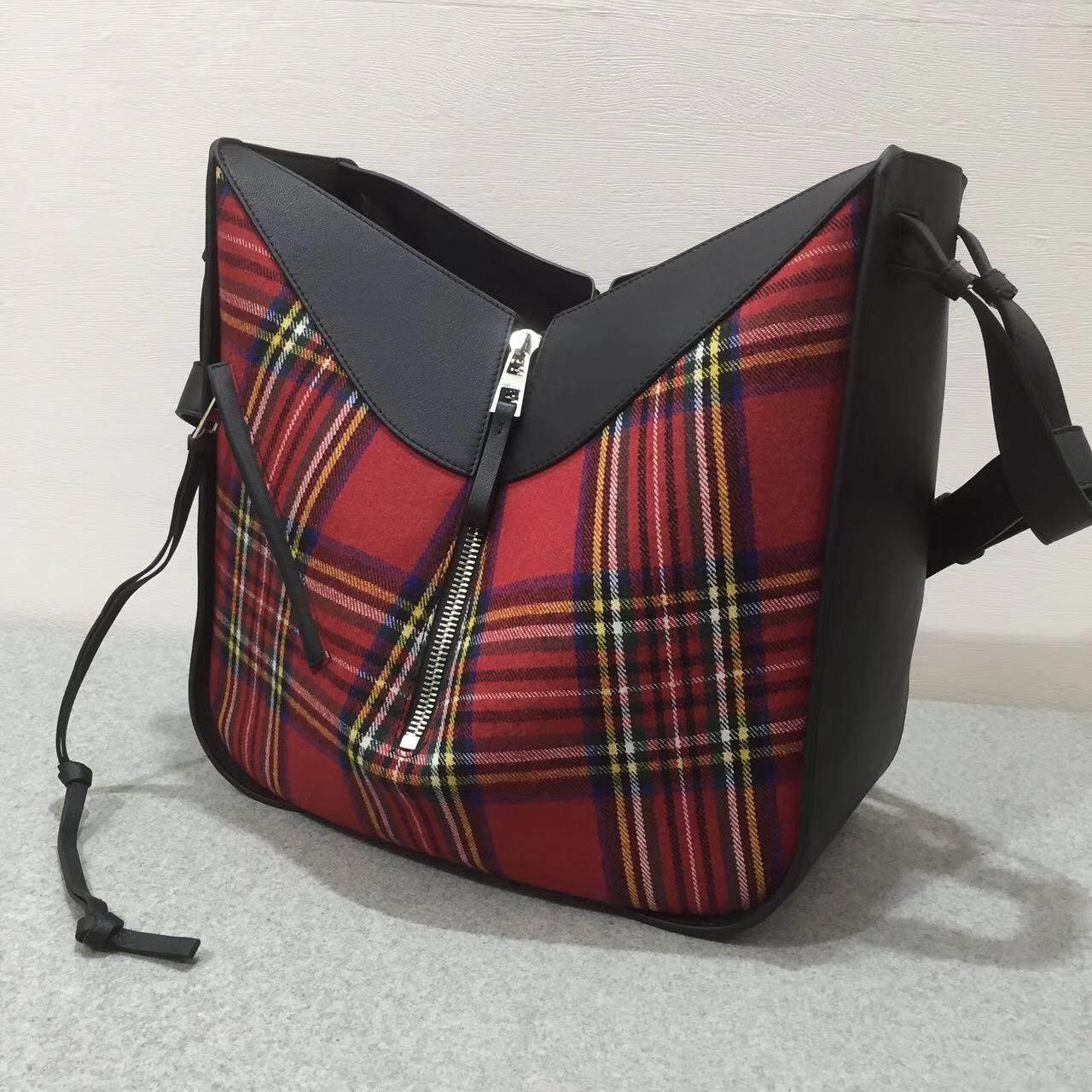 loewe Hammock Tartan Small Bag Black/Red Tartan