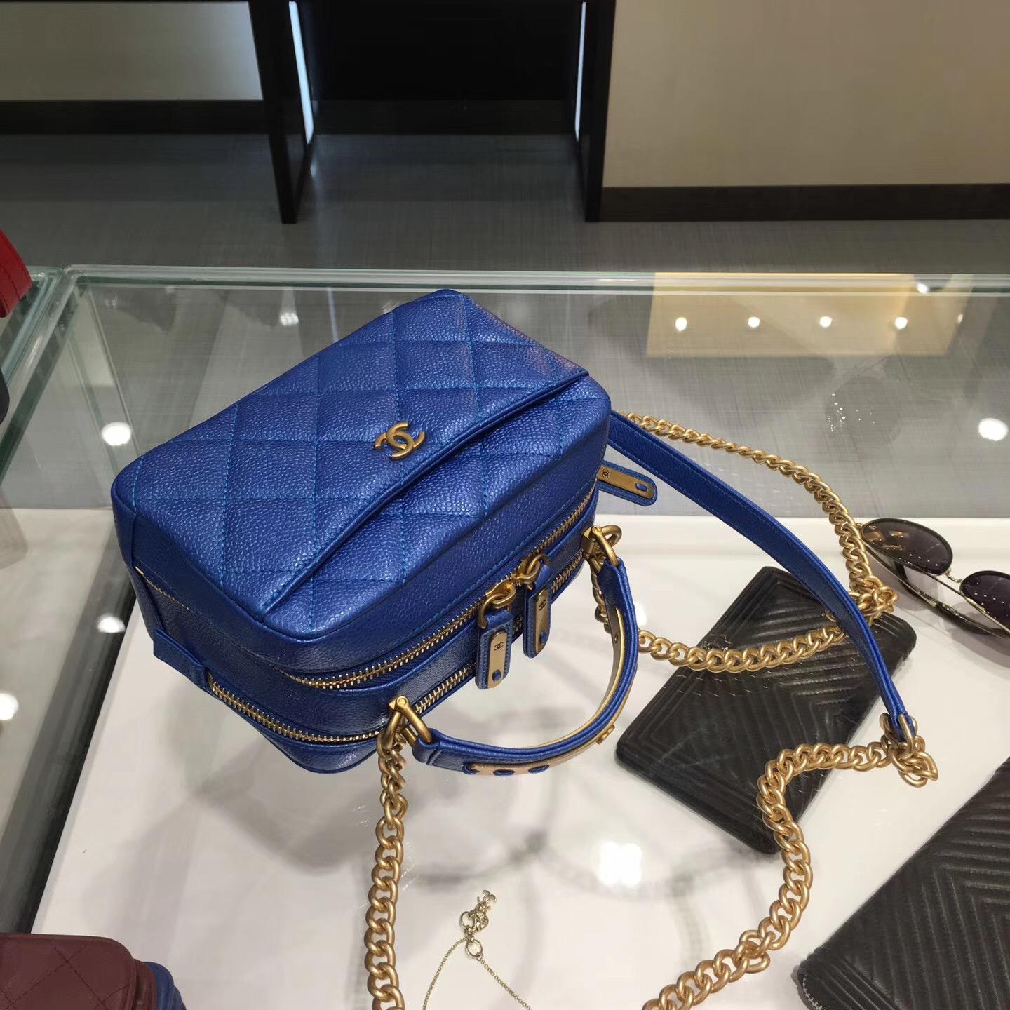 Chanel bowling bag 小號保齡球包原廠 藍色 小牛皮魚子醬紋