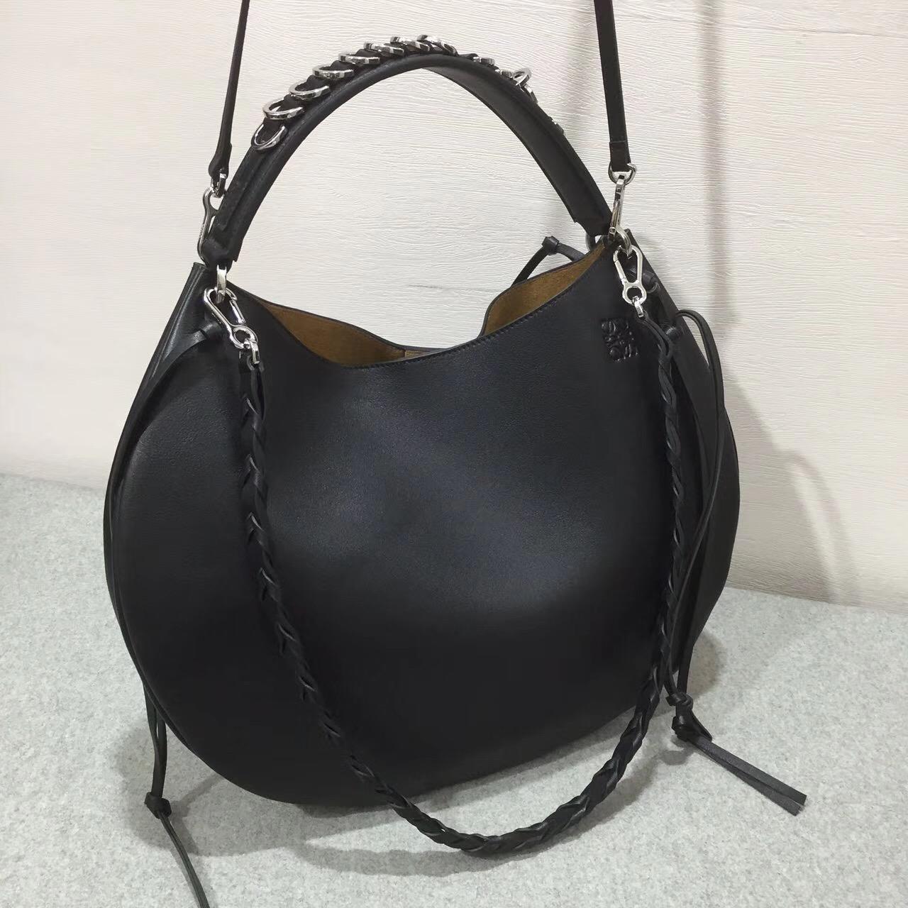 羅意威 Loewe Fortune hobo bag系列限量版半月包 黑色進口細紋小牛皮