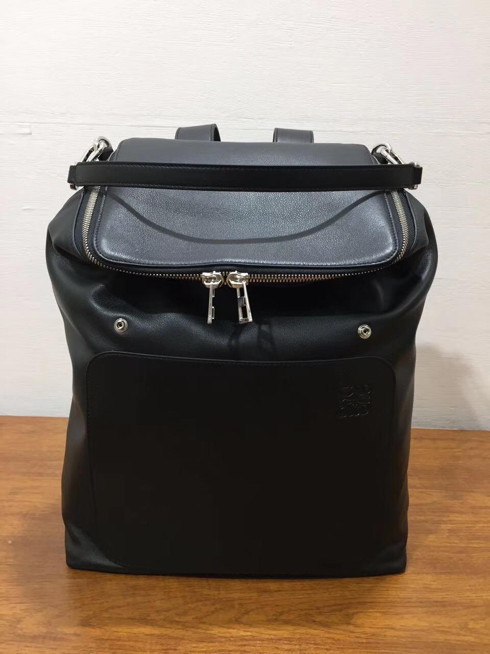 loewe羅意威Goya Backpack Bag黑色採用經典小牛皮打造的Goya背包