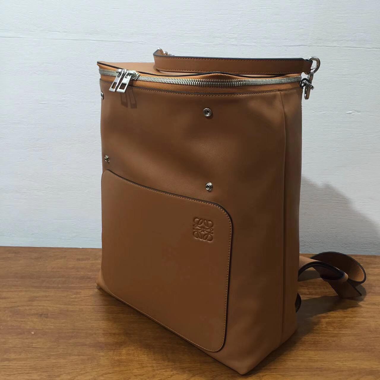 loewe羅意威Goya Backpack bag 棕色 小牛皮打造的Goya背包