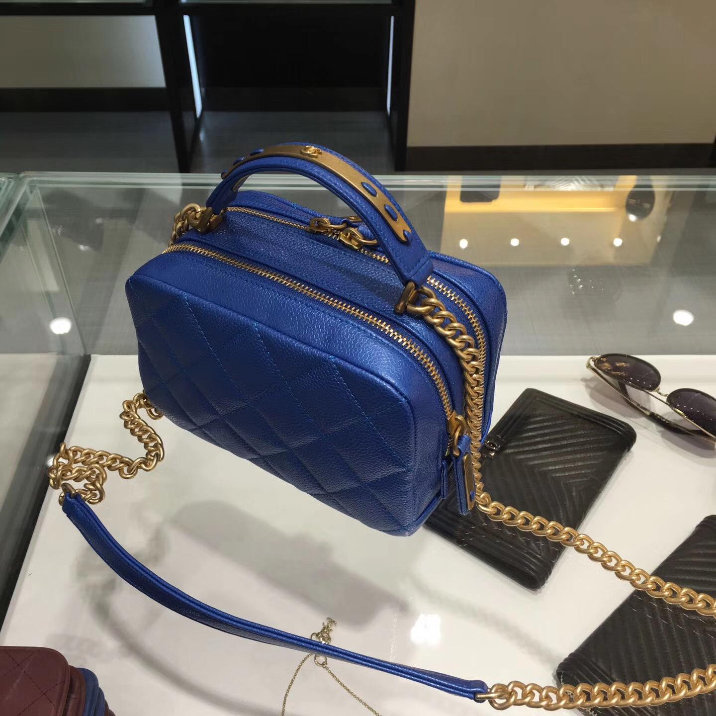 Chanel bowling bag 小號保齡球包原廠 藍色 小牛皮魚子醬紋