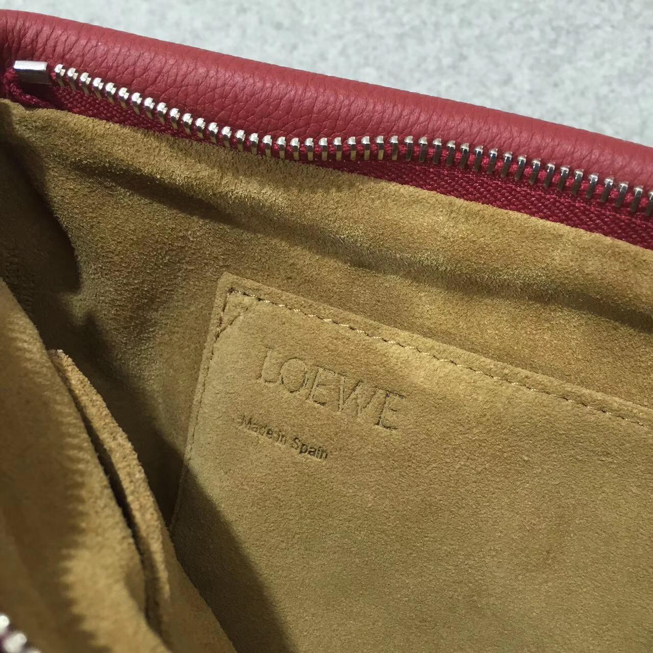 loewe羅意威Missy Small Bag 胭脂红軟顆粒小牛皮 黃金麂皮襯裏