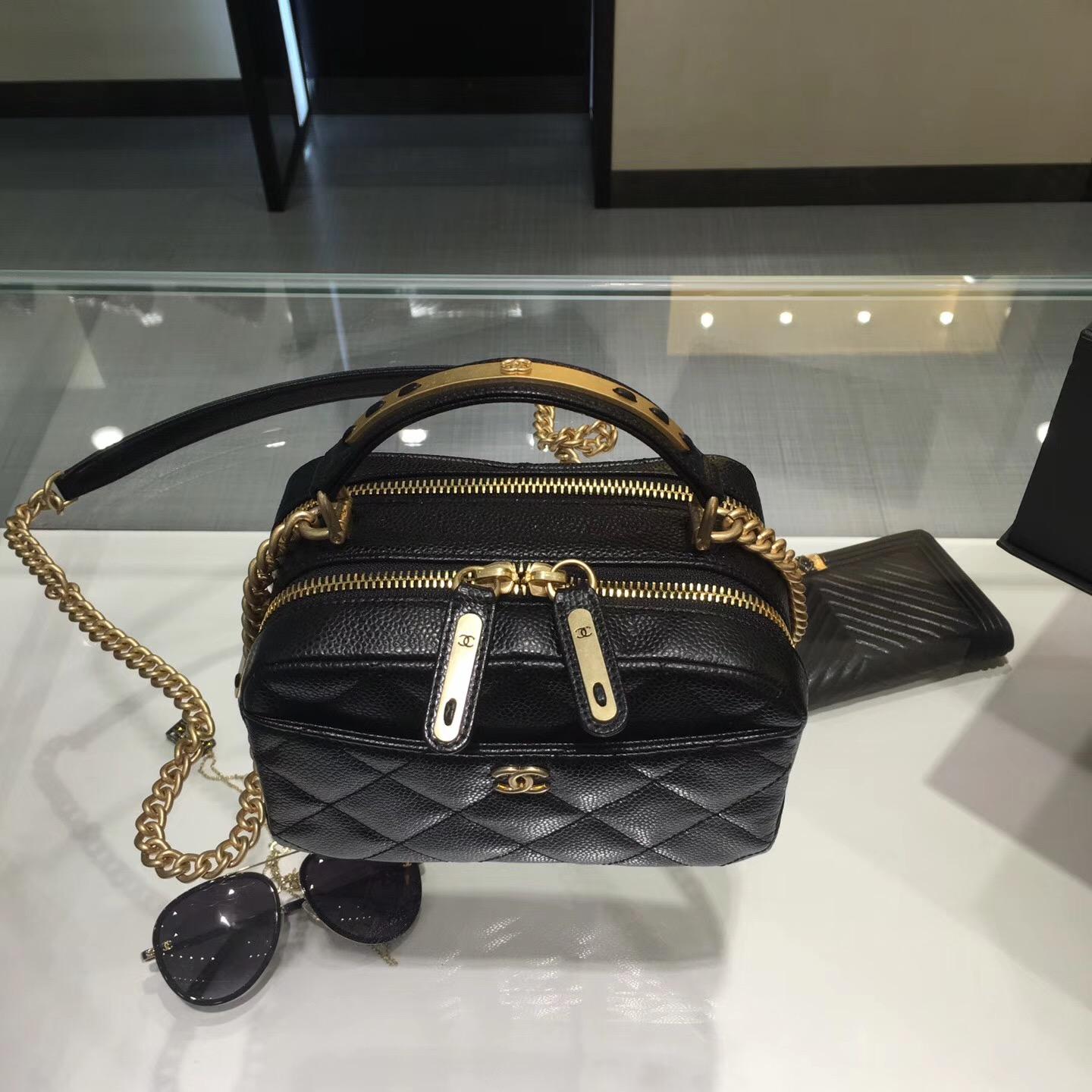 Chanel bowling bag 保齡球包進口原廠 黑色小牛皮魚子醬紋