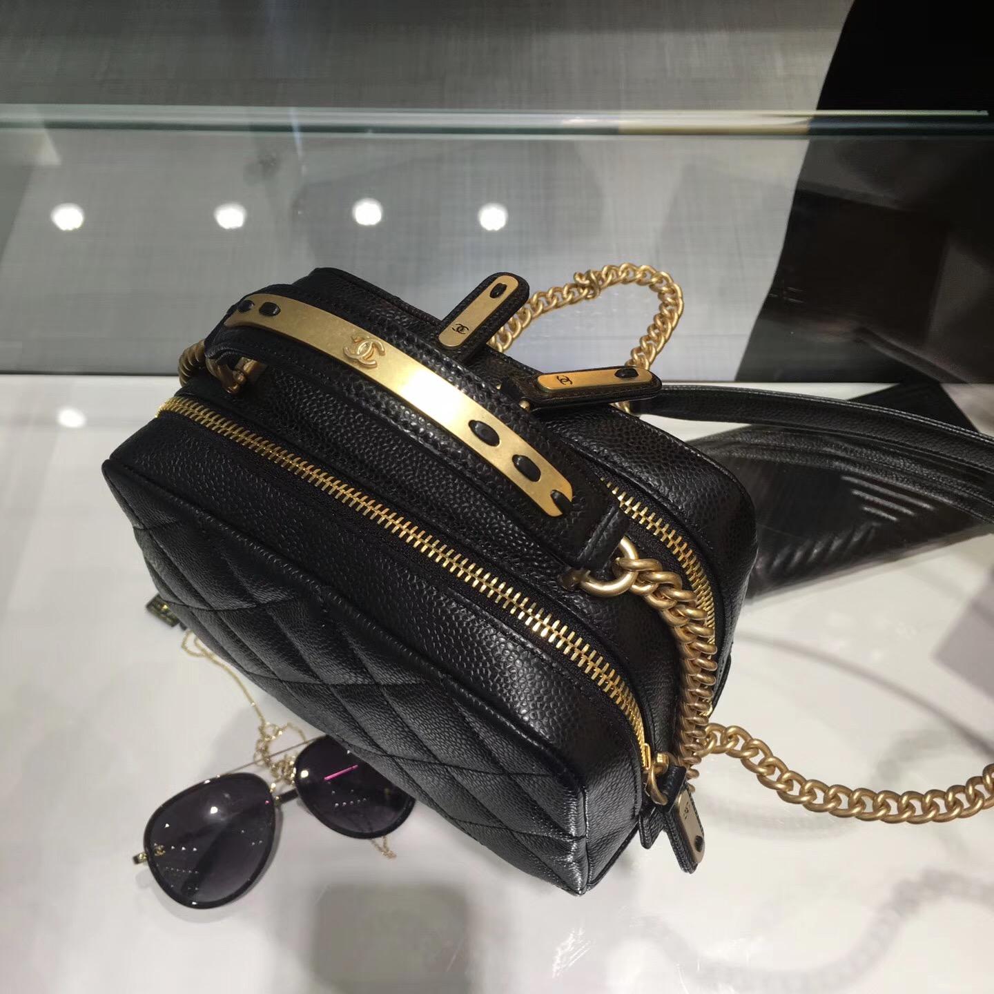 Chanel bowling bag 保齡球包進口原廠 黑色小牛皮魚子醬紋