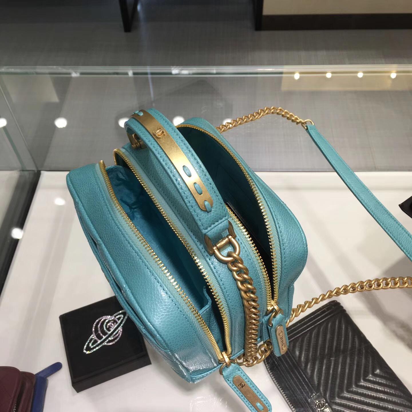 Chanel bowling bag 保齡球包 原廠 湖水藍 小牛皮魚子醬紋