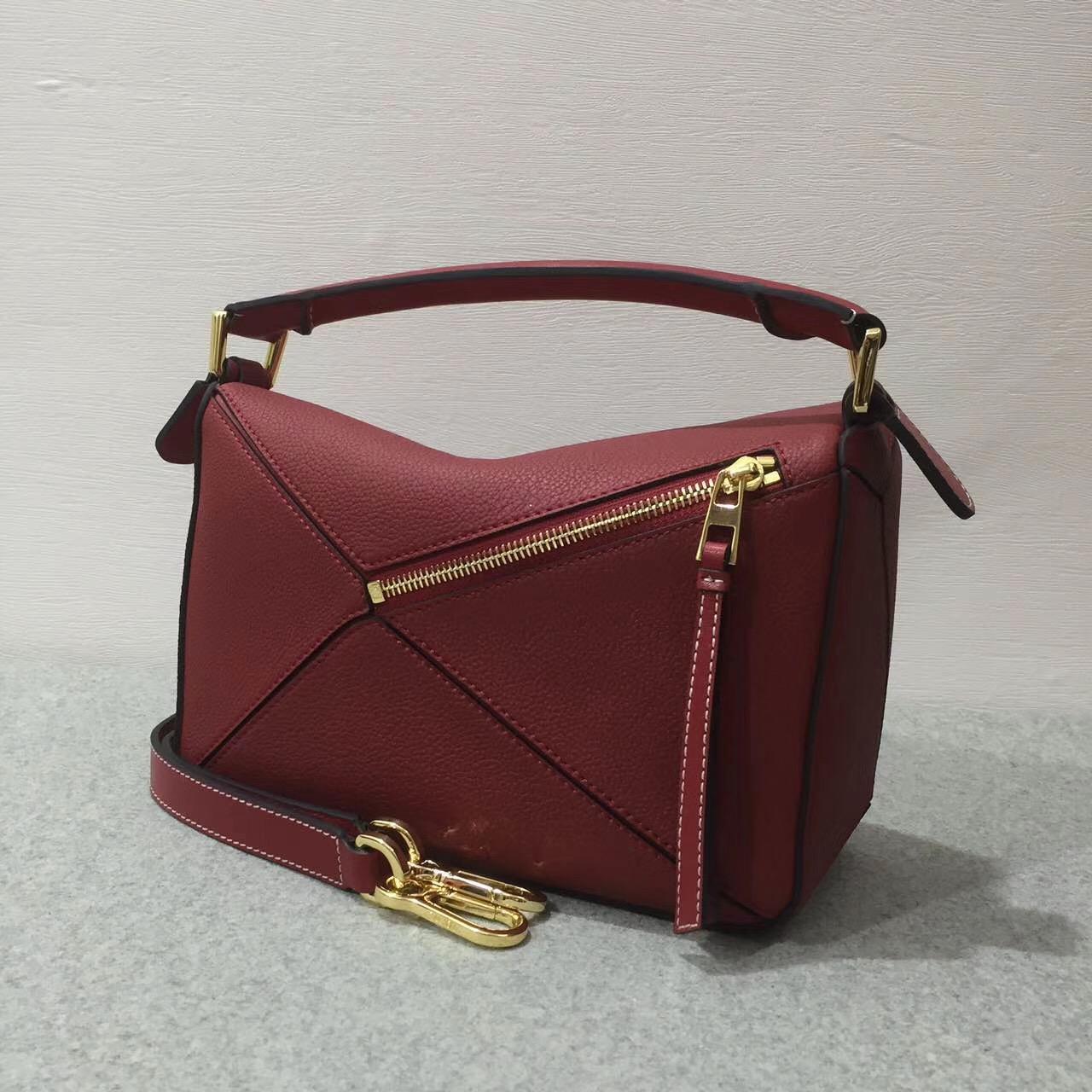 Loewe羅意威小號 Puzzle Small Bag 胭脂红顆粒小牛皮