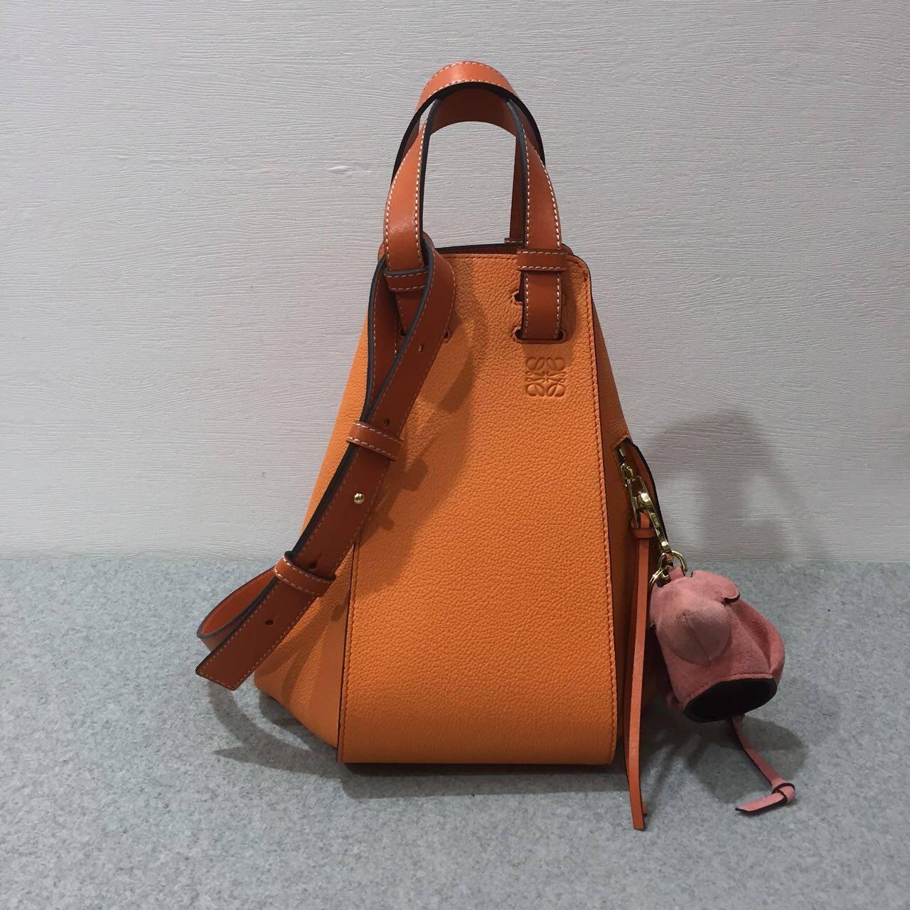 Loewe羅意威 Hammock Small Bag Apricot/Orange 吊床包