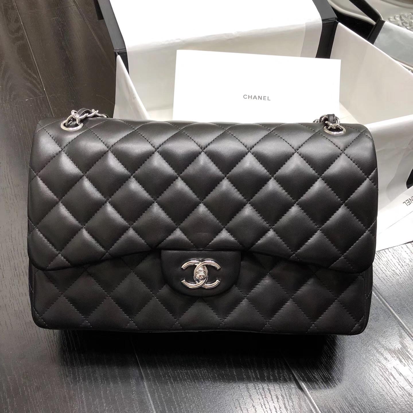 Chane. Classic Flap Bag A58600大號經典口蓋包 黑色小羊皮