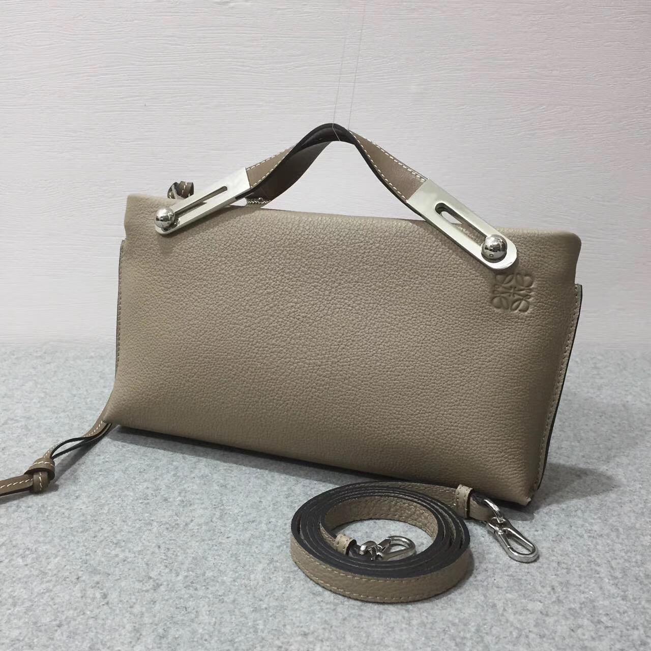 loewe羅意威 軟顆粒小牛皮 Missy Small Bag 灰色